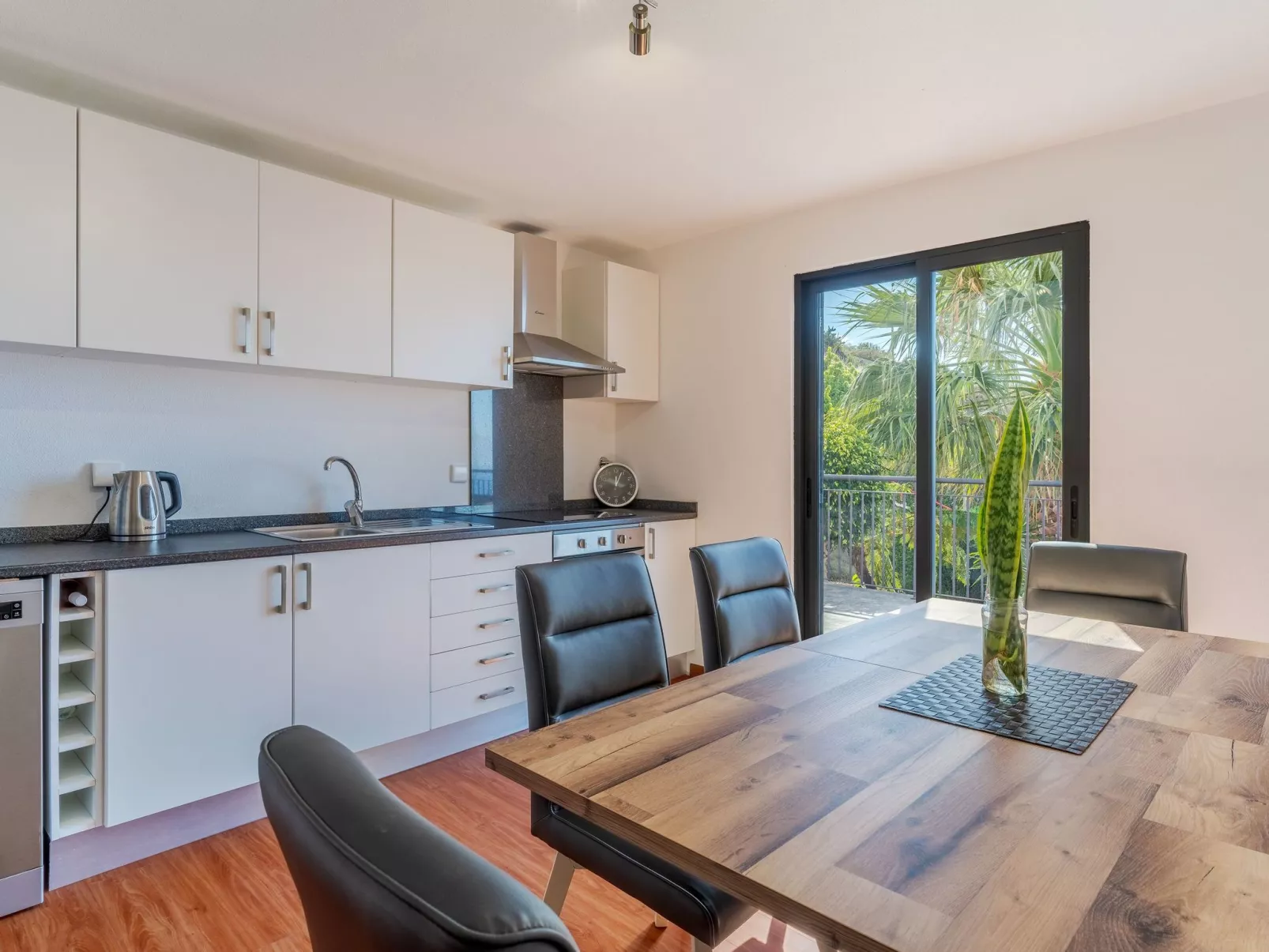 Villa Rosa-Image-tags.info