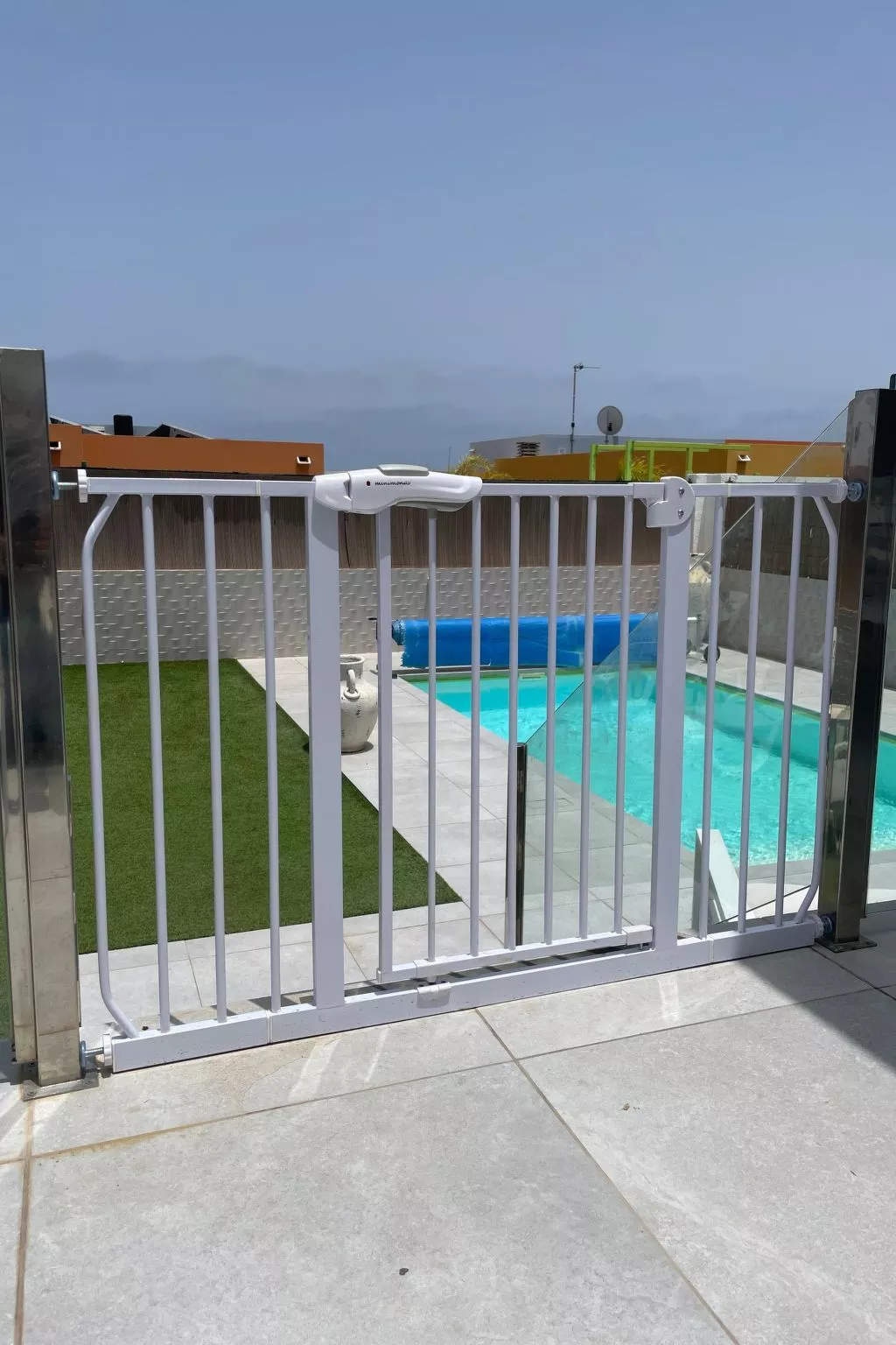 Mit Pool für 2 Personen und 4 Kinder-Buiten