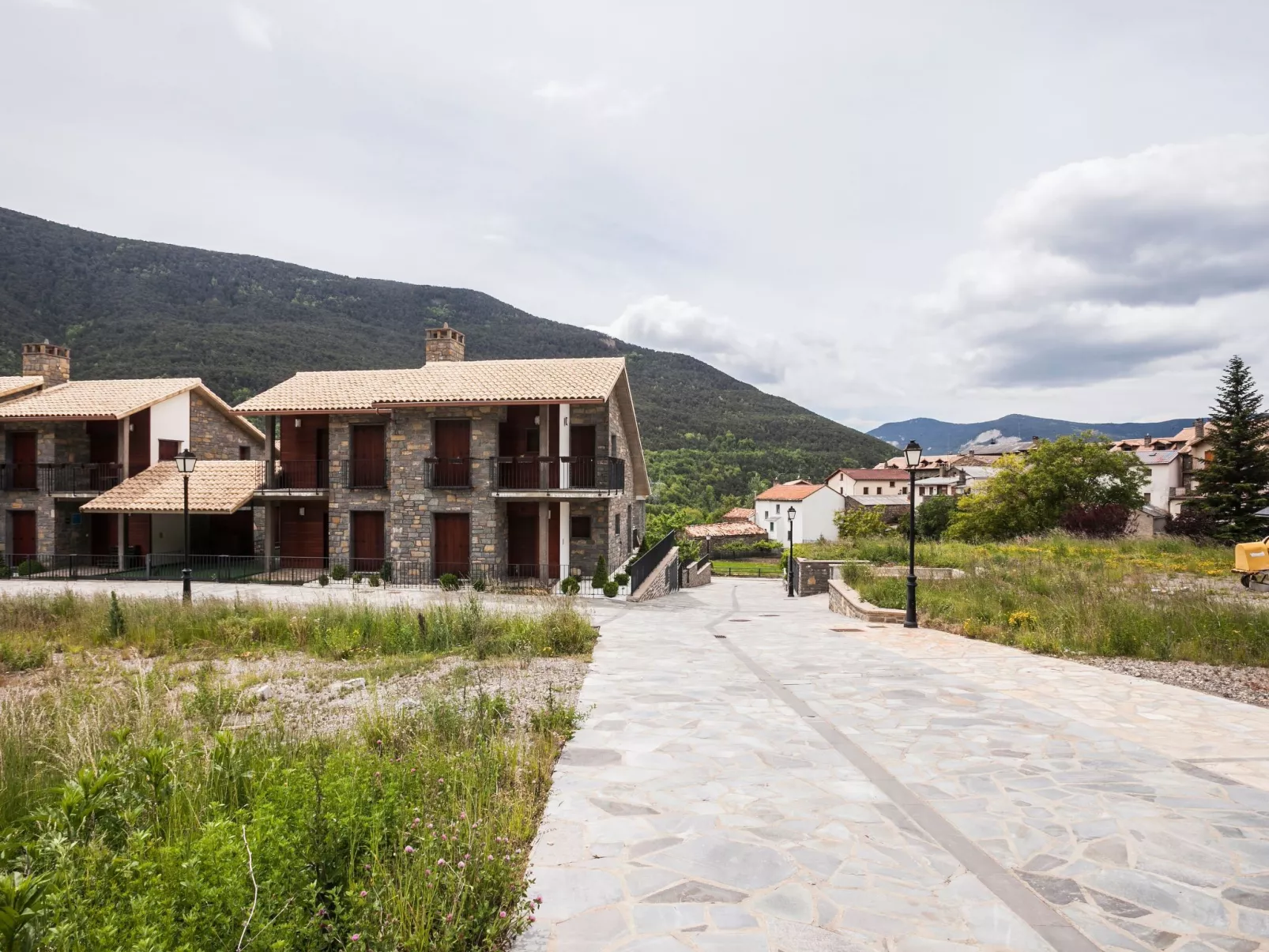 "Biescas-Image-tags.info