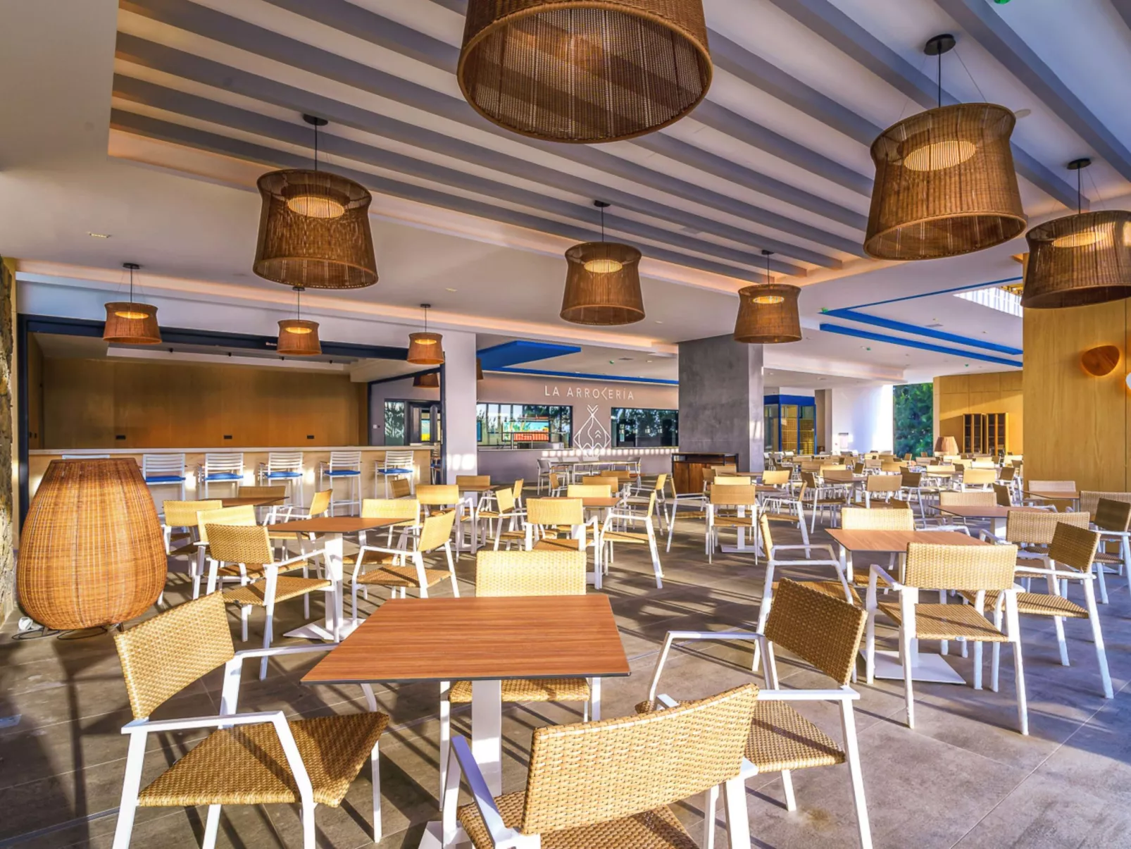 Villa mit Wasserblick-Buiten