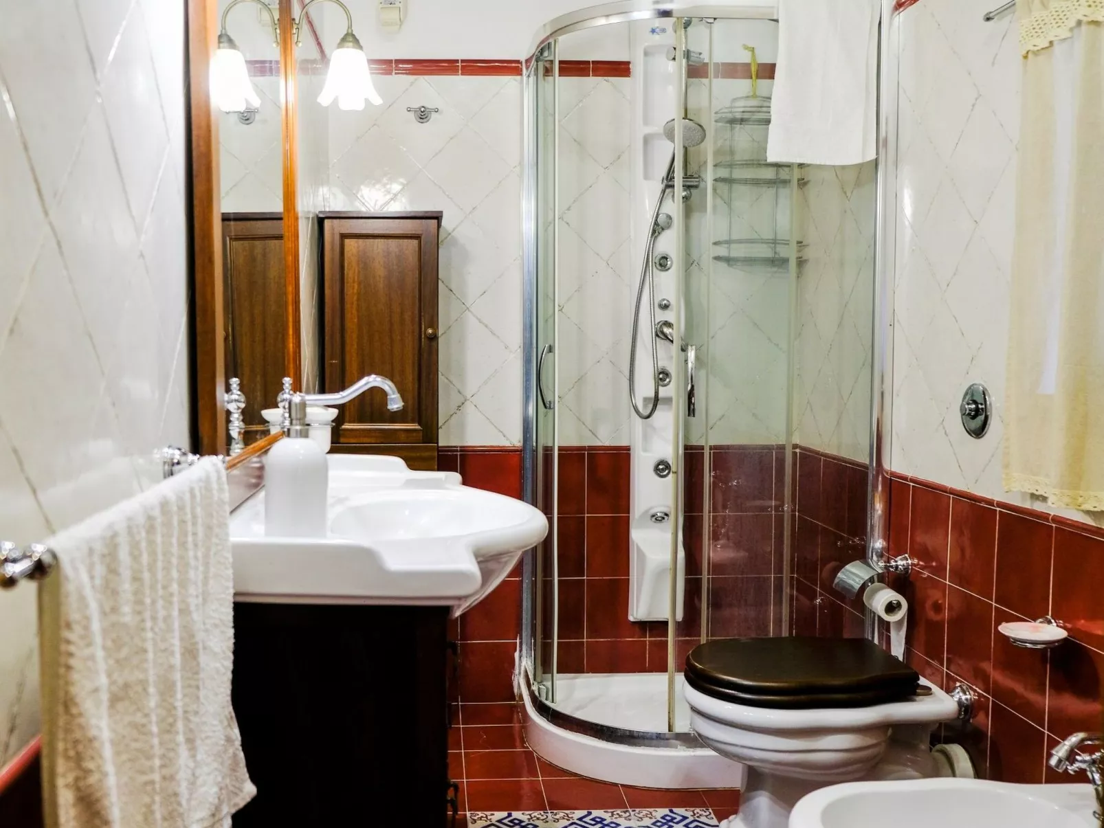 "Carta Fashion" mit eigenem Pool-Image-tags.info