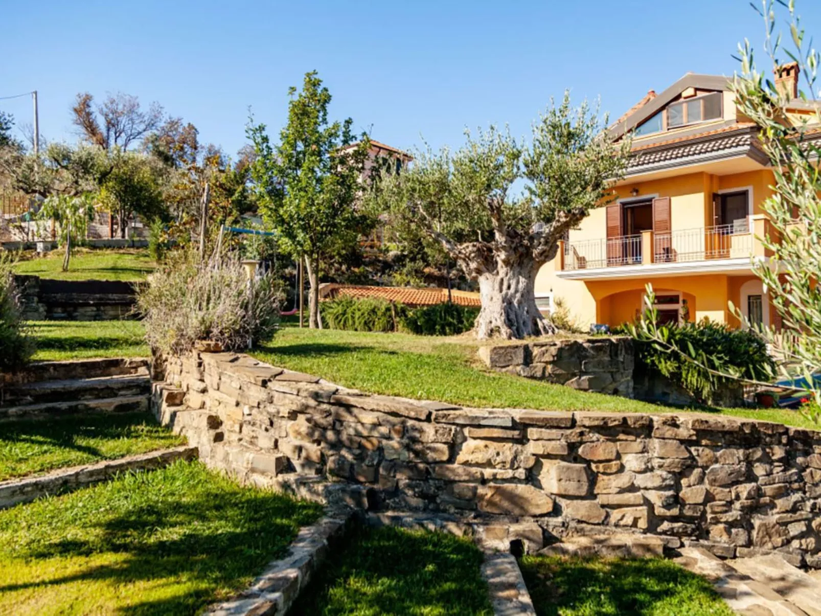 Mit Aussicht und Pool-Image-tags.info