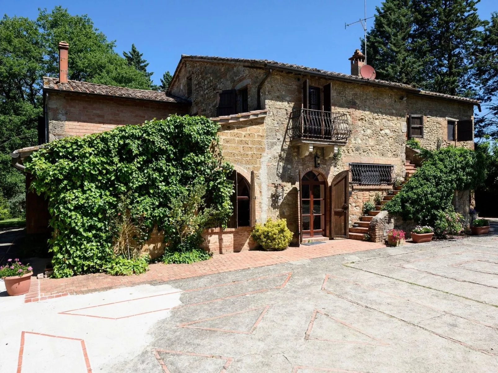 Haus in Cetona mit privatem Parkplatz-Image-tags.info