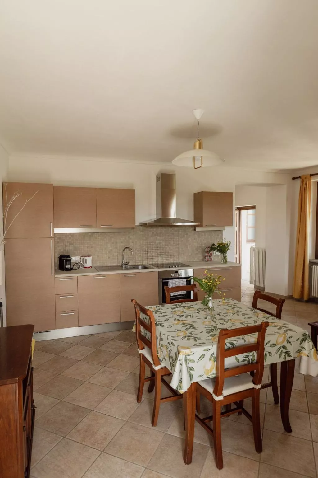 'Dolcetto' mit Schwimmbad