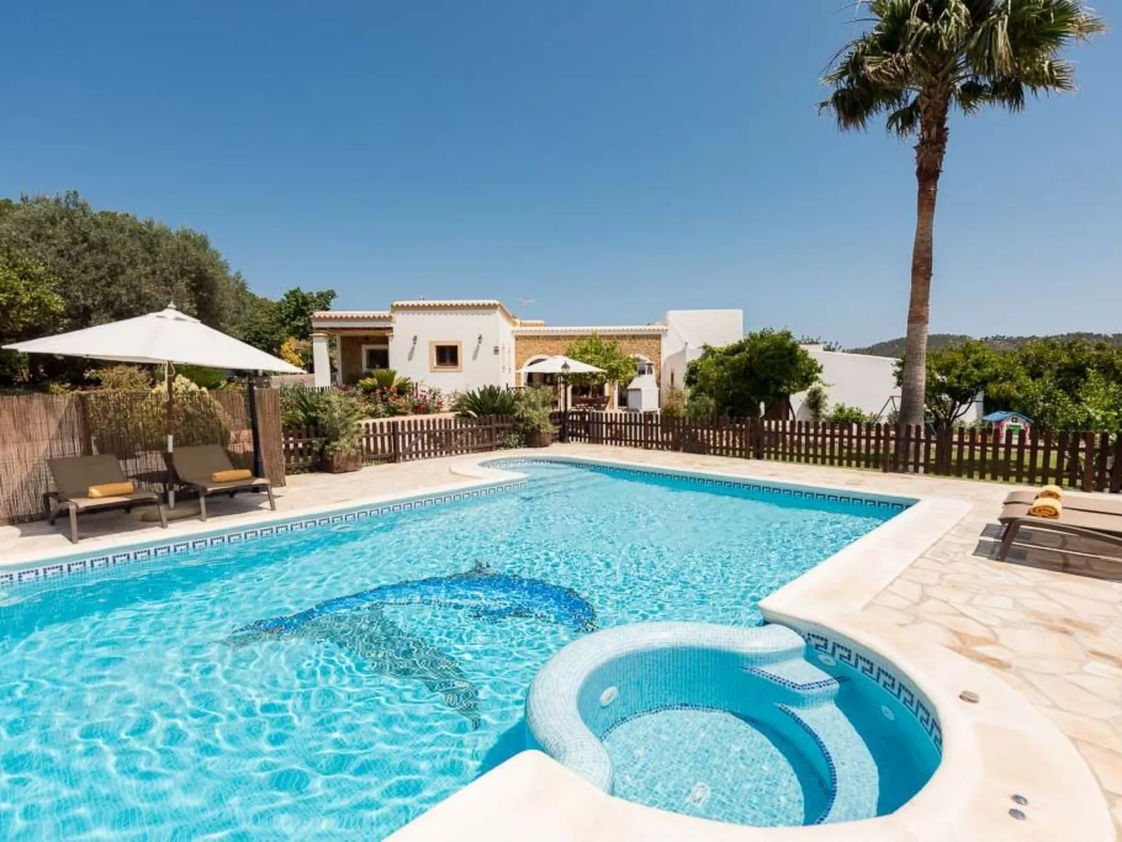 Villa Can Juanó mit privatem Pool-Buiten