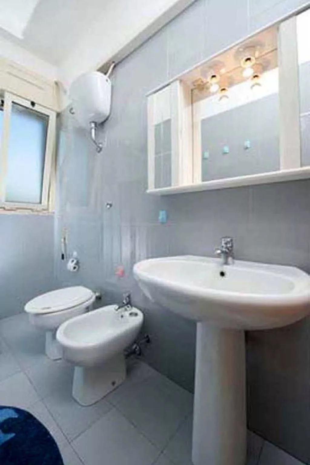 Wohnung in einer Residenz, nur wenige Meter vom Meer entfernt-Image-tags.info