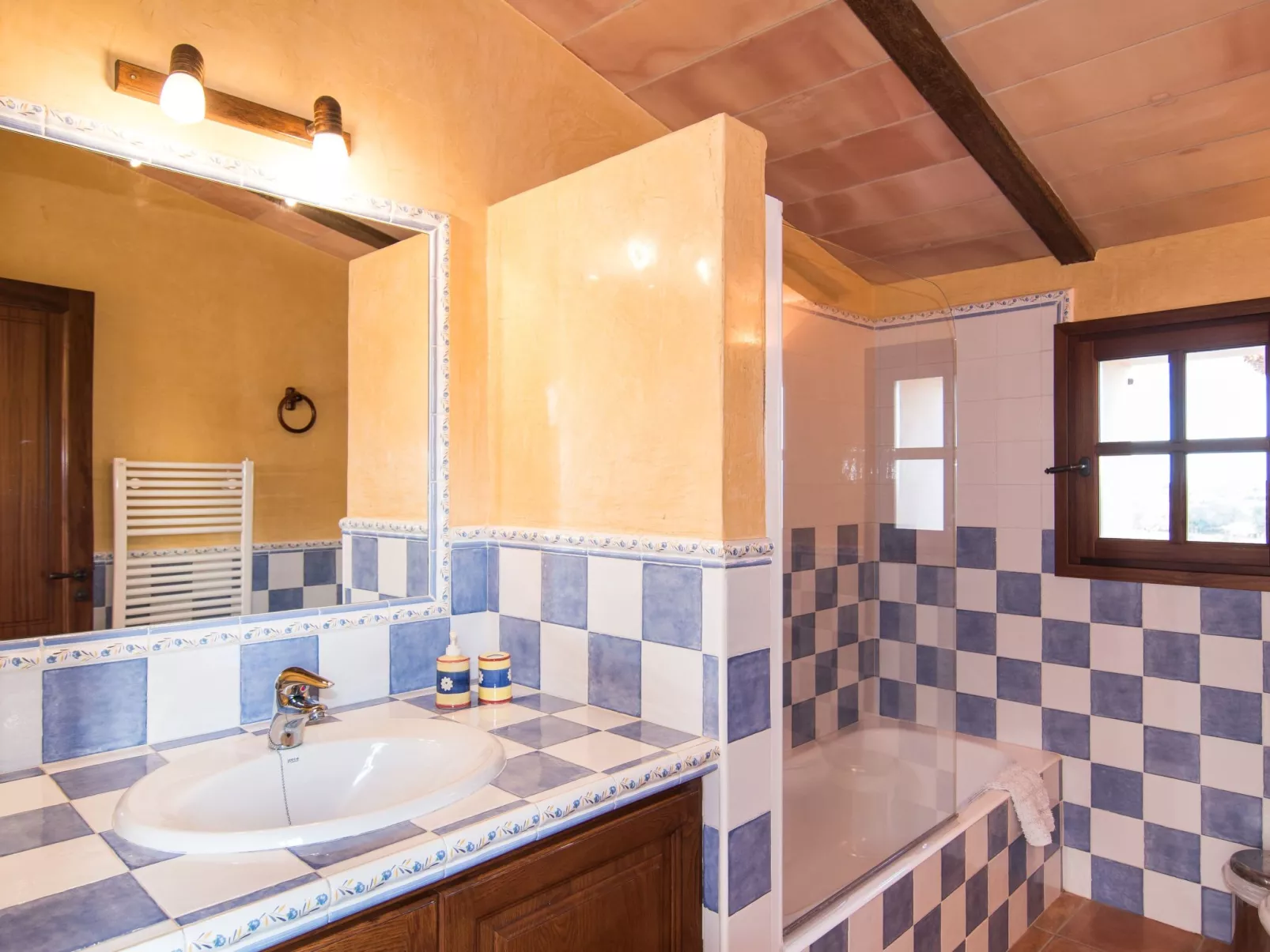 Luxuriöse Villa Can Revell-Binnen