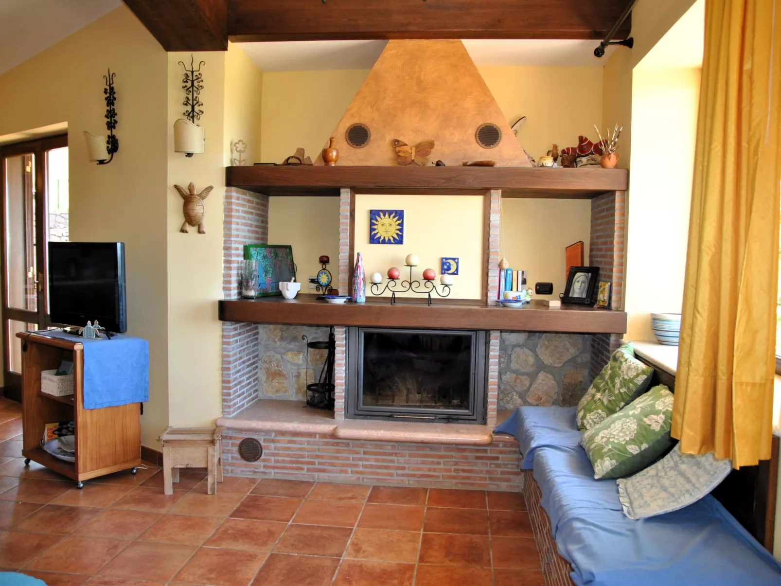 Weintrauben und Sterne Maison" Touristenunterkunft-Binnen