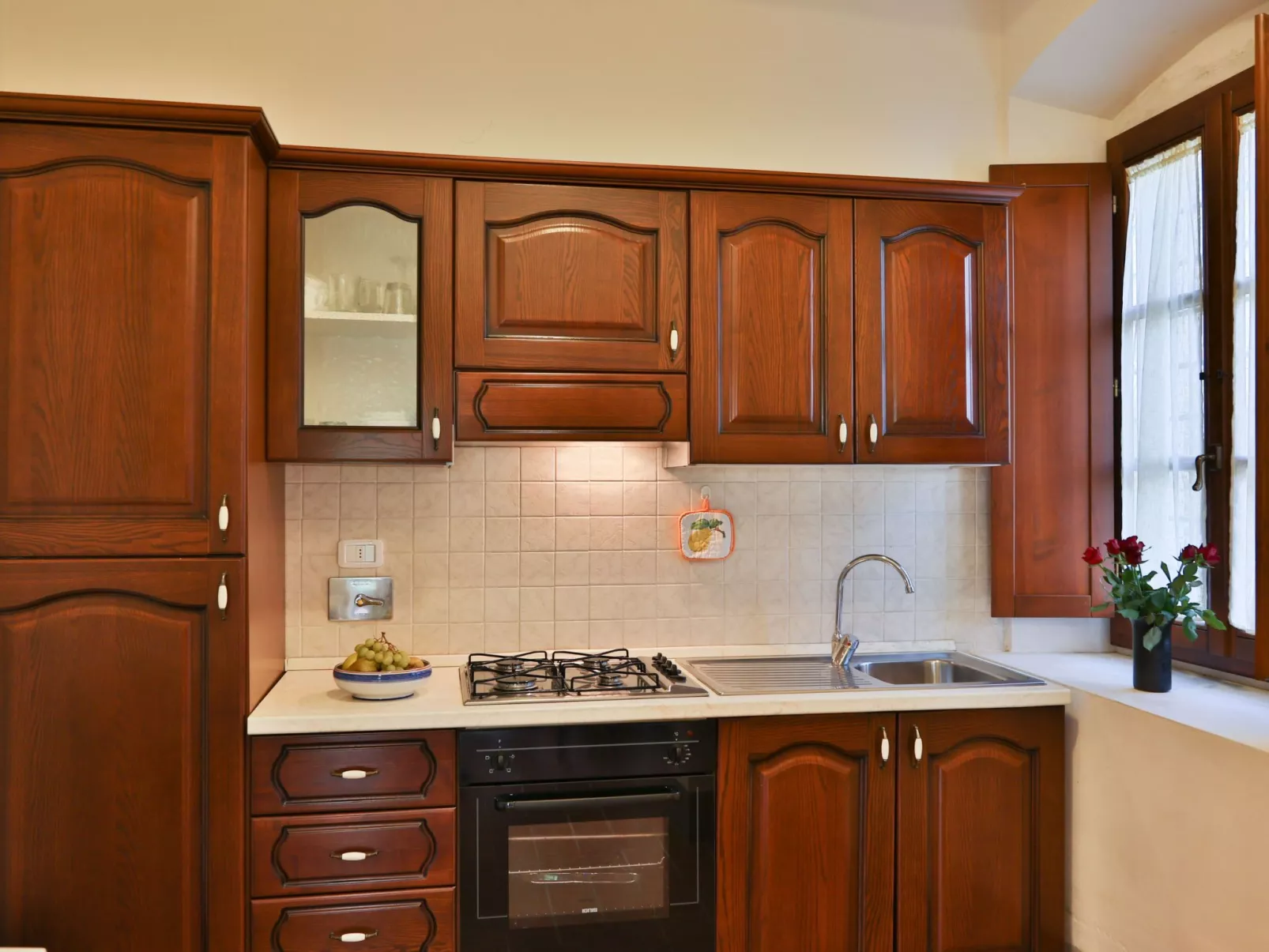 1-Schlafzimmer-Wohnung, die für Rollstuhlfahrer zugänglich ist-Binnen