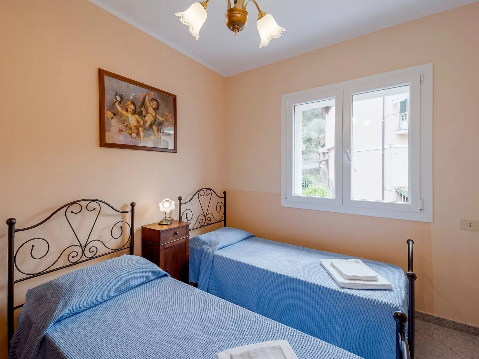 Villa in Borgomaro mit privatem Parkplatz-Binnen