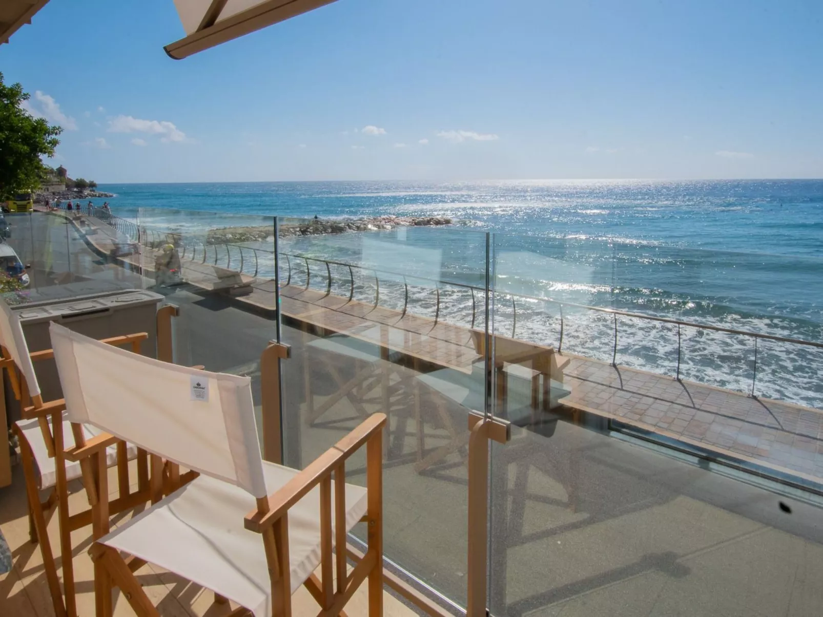 Alba Jachthafen-Buiten