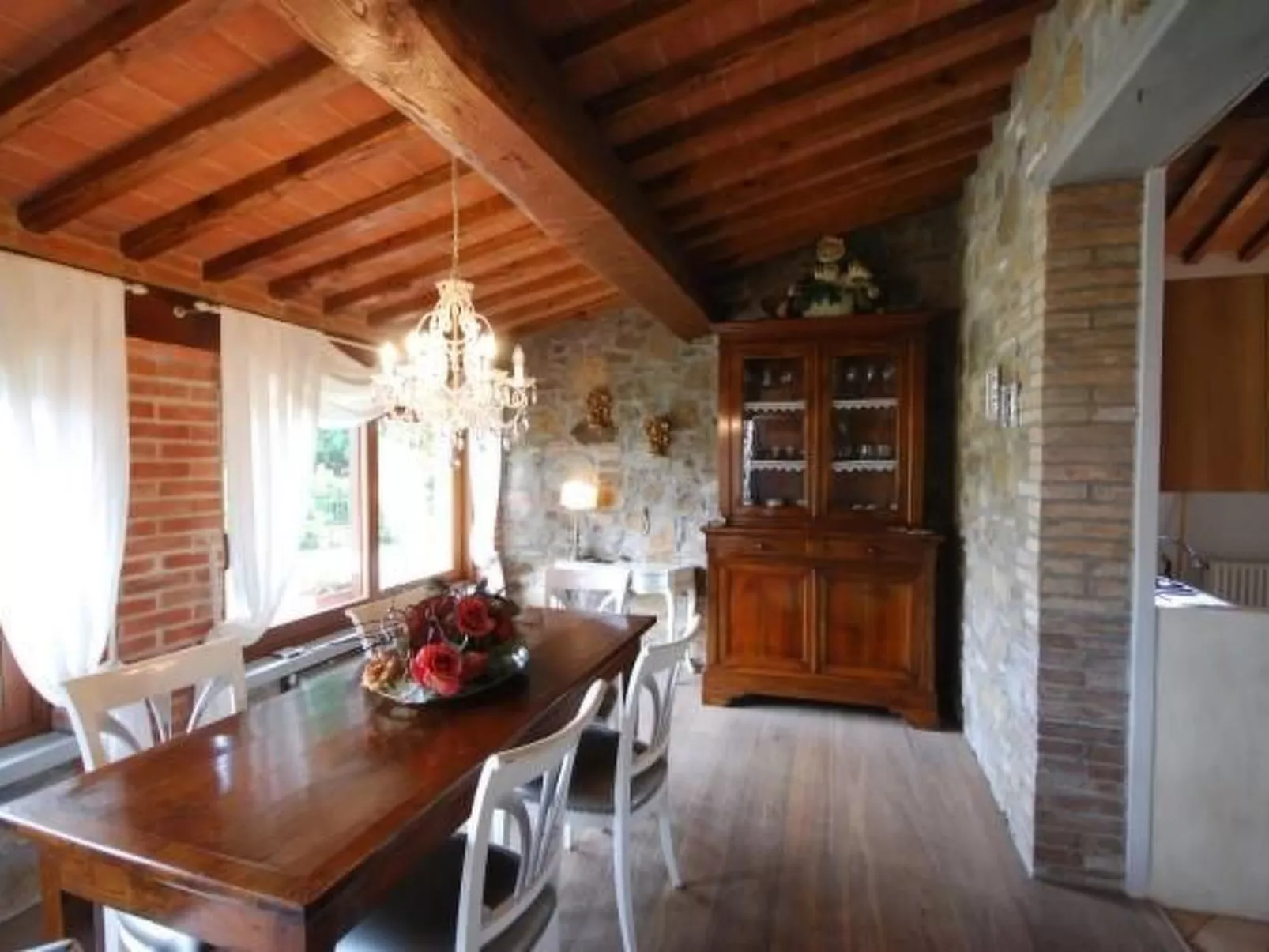 Gemütliches Ferienhaus mit Privatem Pool-Binnen