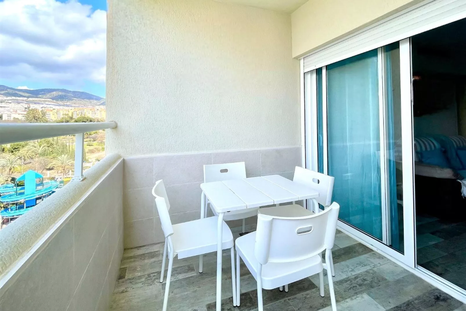 Apartamento con terraza panorámica en Playa Benalmádena-Terrasbalkon