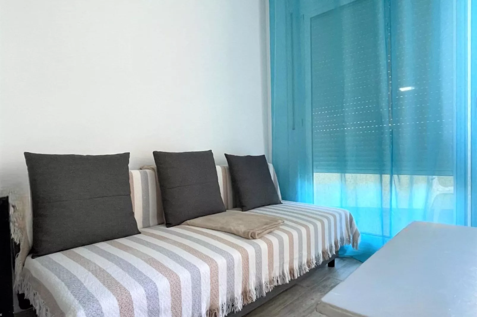 Apartamento con terraza y vistas a playa Benalmádena-Woonkamer