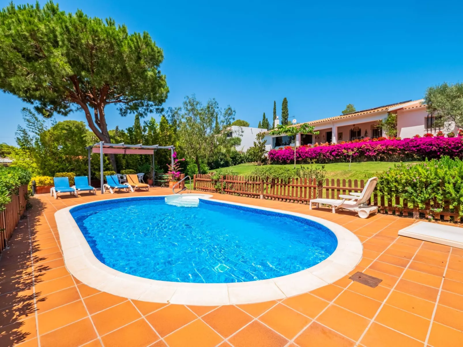 Costabravaforrent Masramon, für 12 Personen mit Pool und Garten