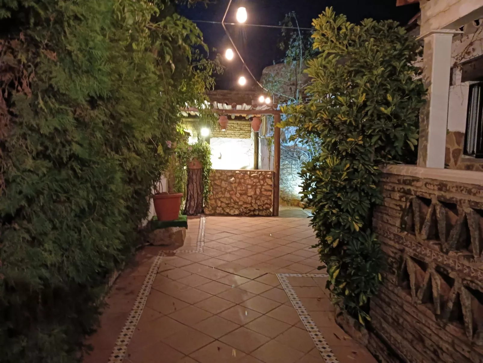 Haus mit Schwimmbad in Strandnähe-Buiten