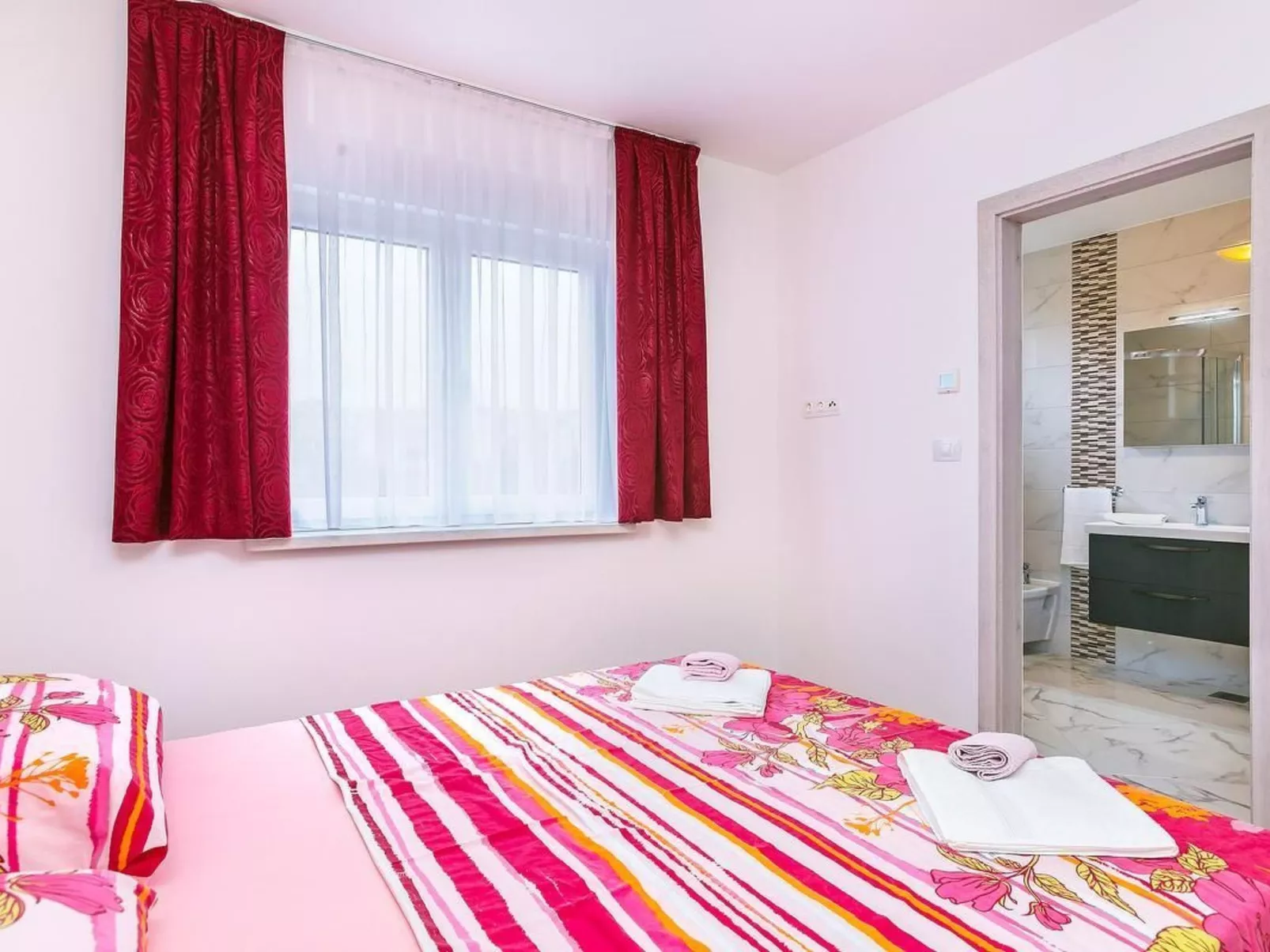 Wohnung mit Balkon-Binnen