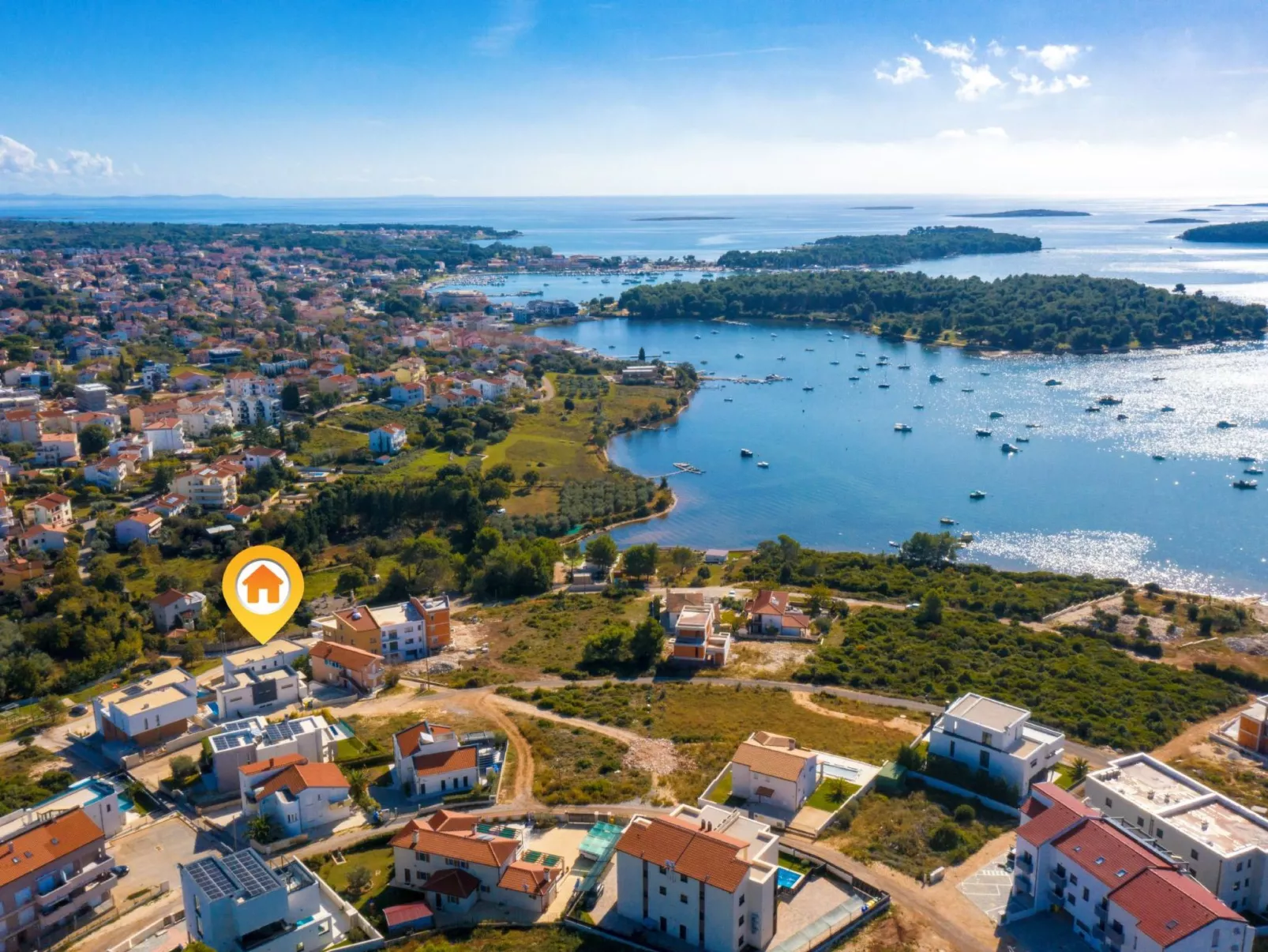 Villa Delfin mit Pool-Image-tags.info