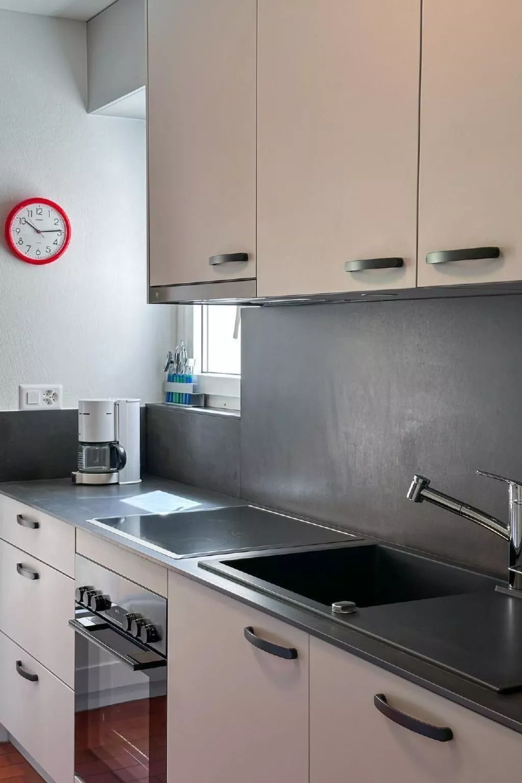 Chesa Viola-Image-tags.info