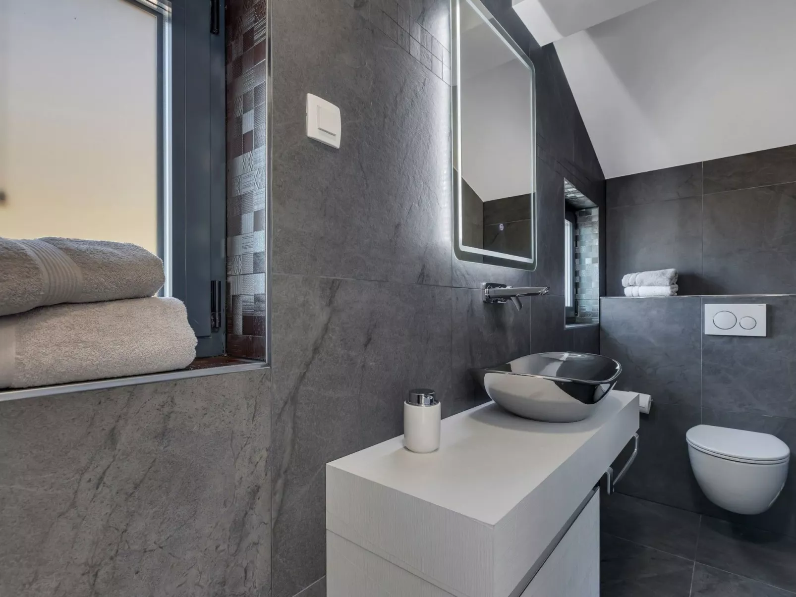 Villa Basak in Makarska-Binnen