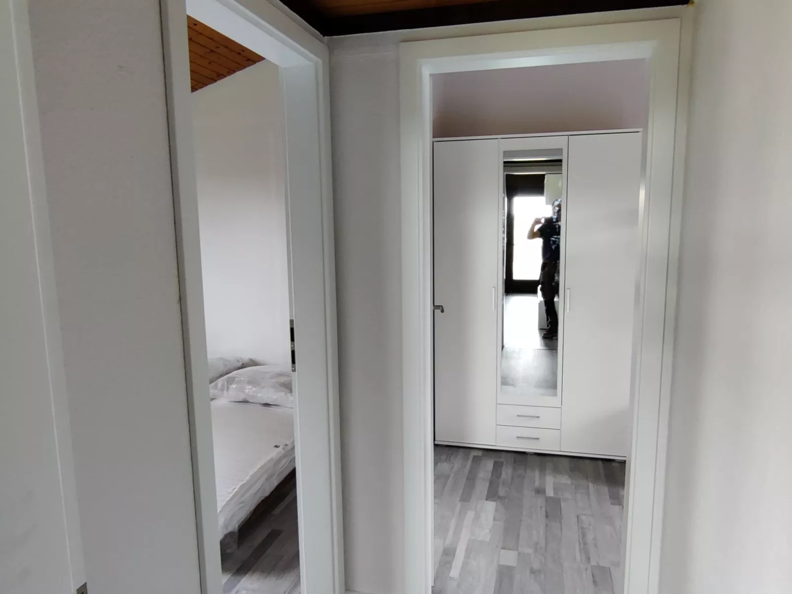 Haus F 21, Randlage mit Wiesenweitblick eingezäu-Binnen