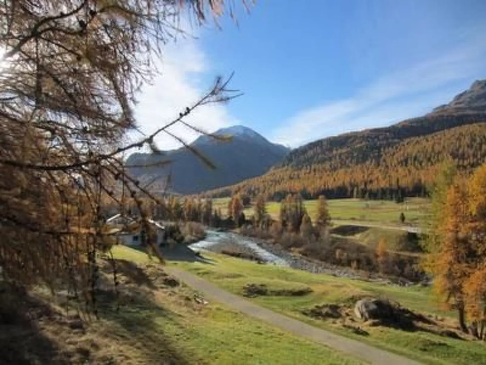 Chesa Basilisk 1 - ÖV inklusive-Buiten