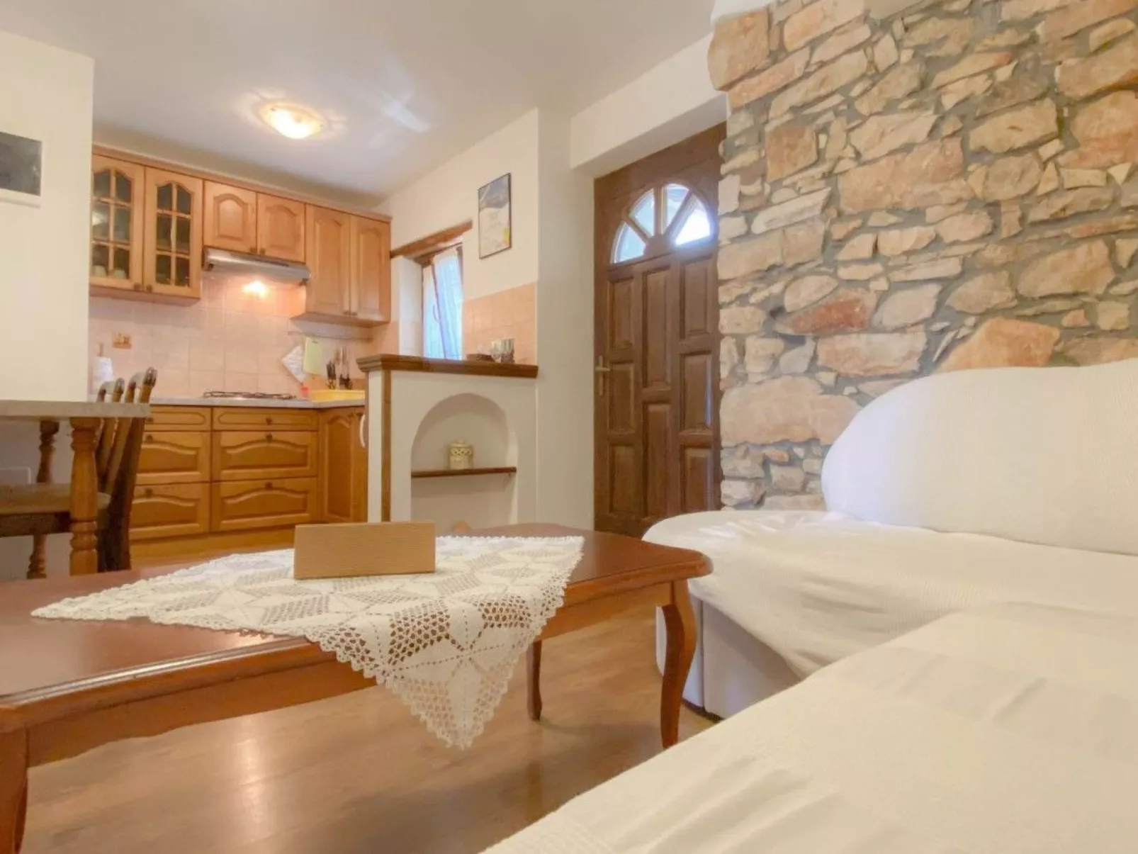 Für 2 Personen ca. 30 m&sup2; in Novigrad, Adriaküste Kroatien (Westküste von I