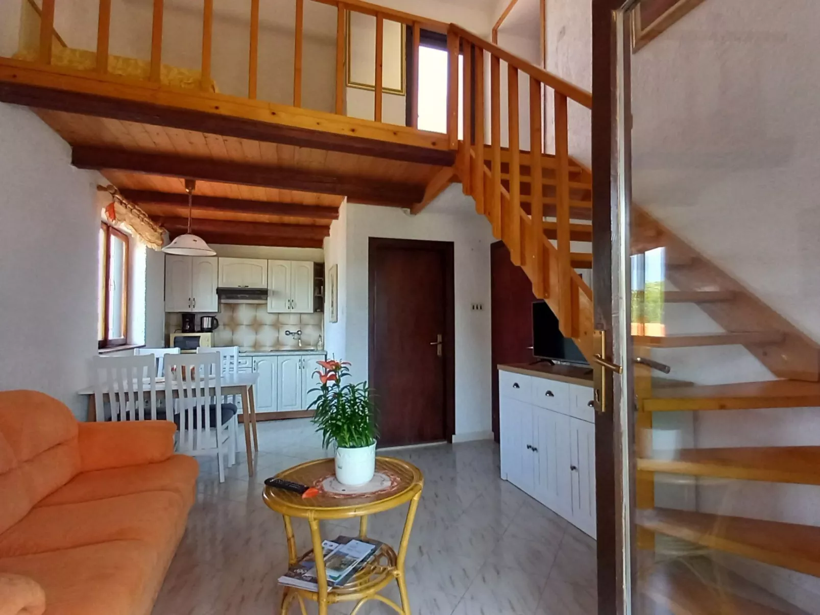 Onda, Ferienwohnung  mit  Loggia und eigener Eingang-Binnen