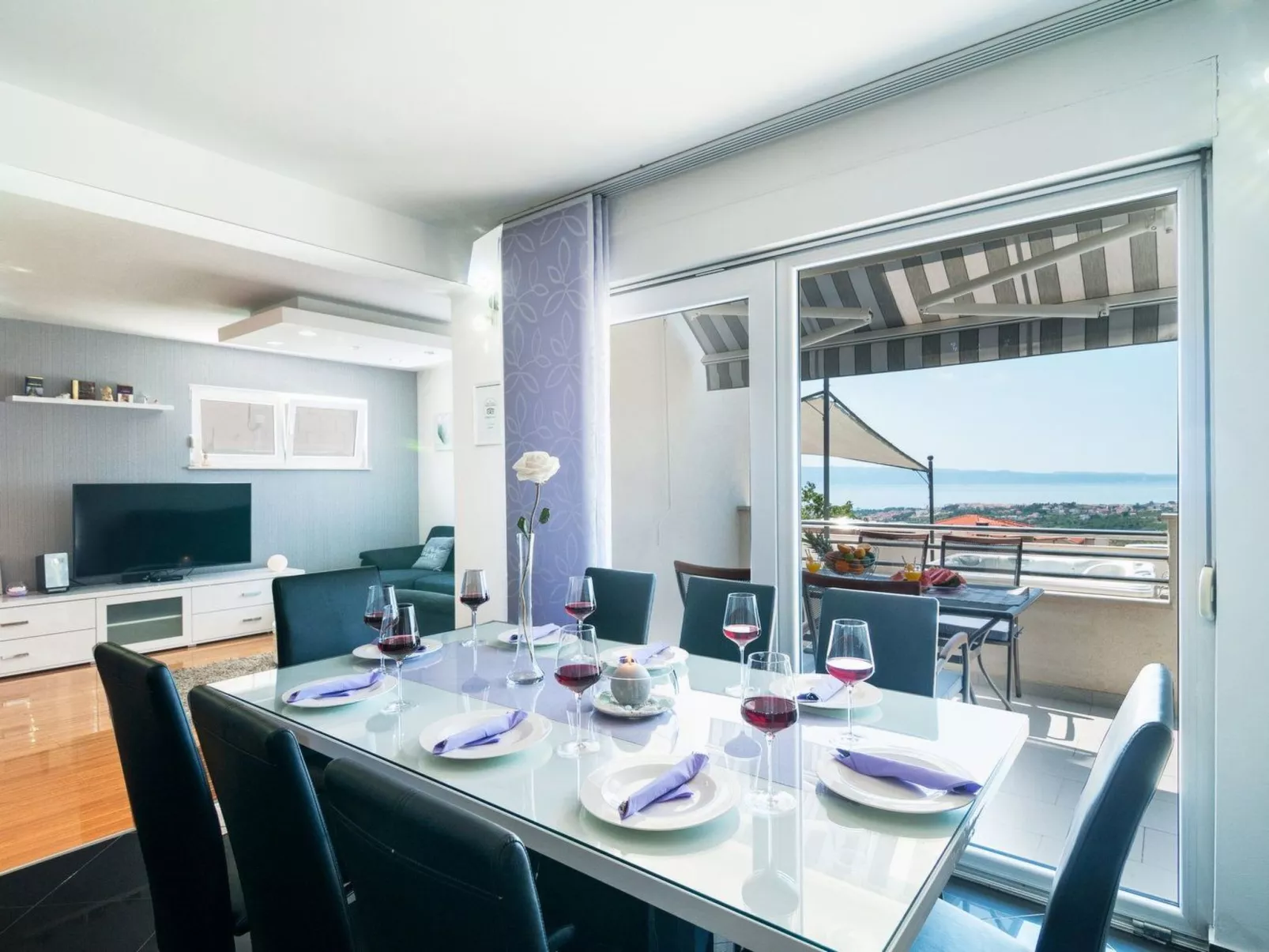 Villa "Roko" mit Whirlpool-Binnen