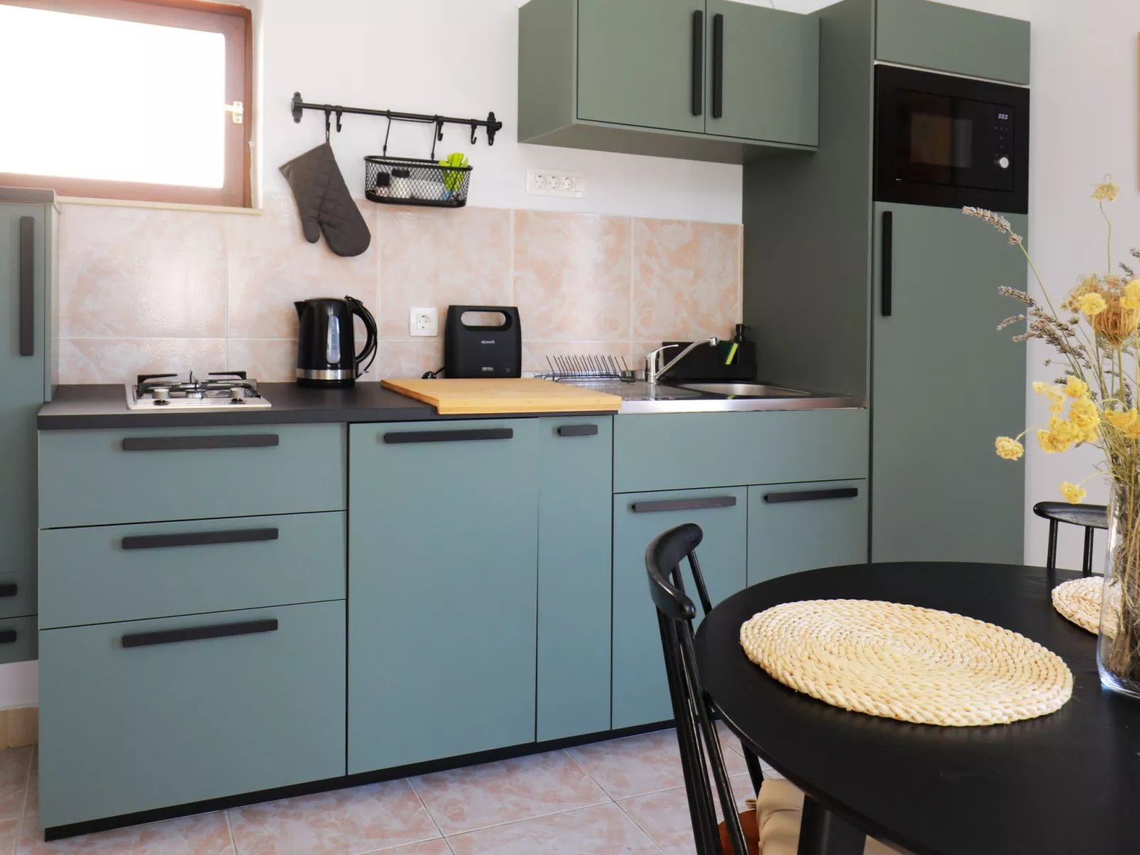 Kleines Steinhaus in einem ruhigen Ort auf der Insel Solta-Binnen