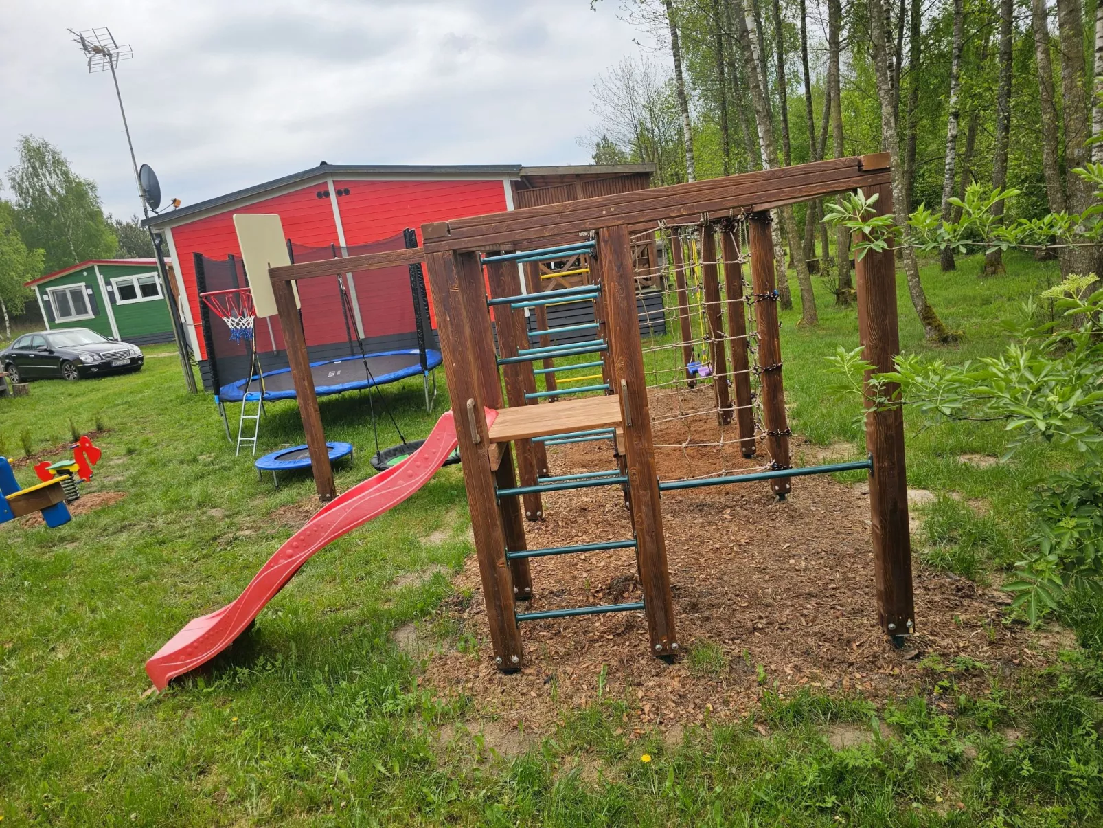 Ganzjährig bewohnbares Ferienhaus - rot-Buiten