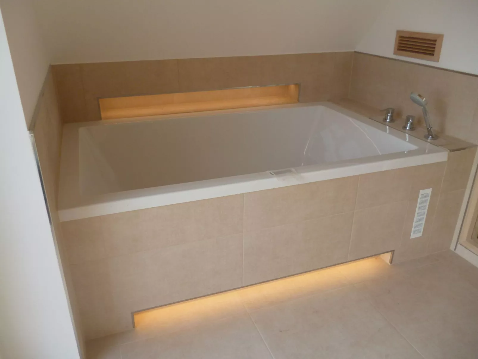 4 Jahreszeiten-Binnen