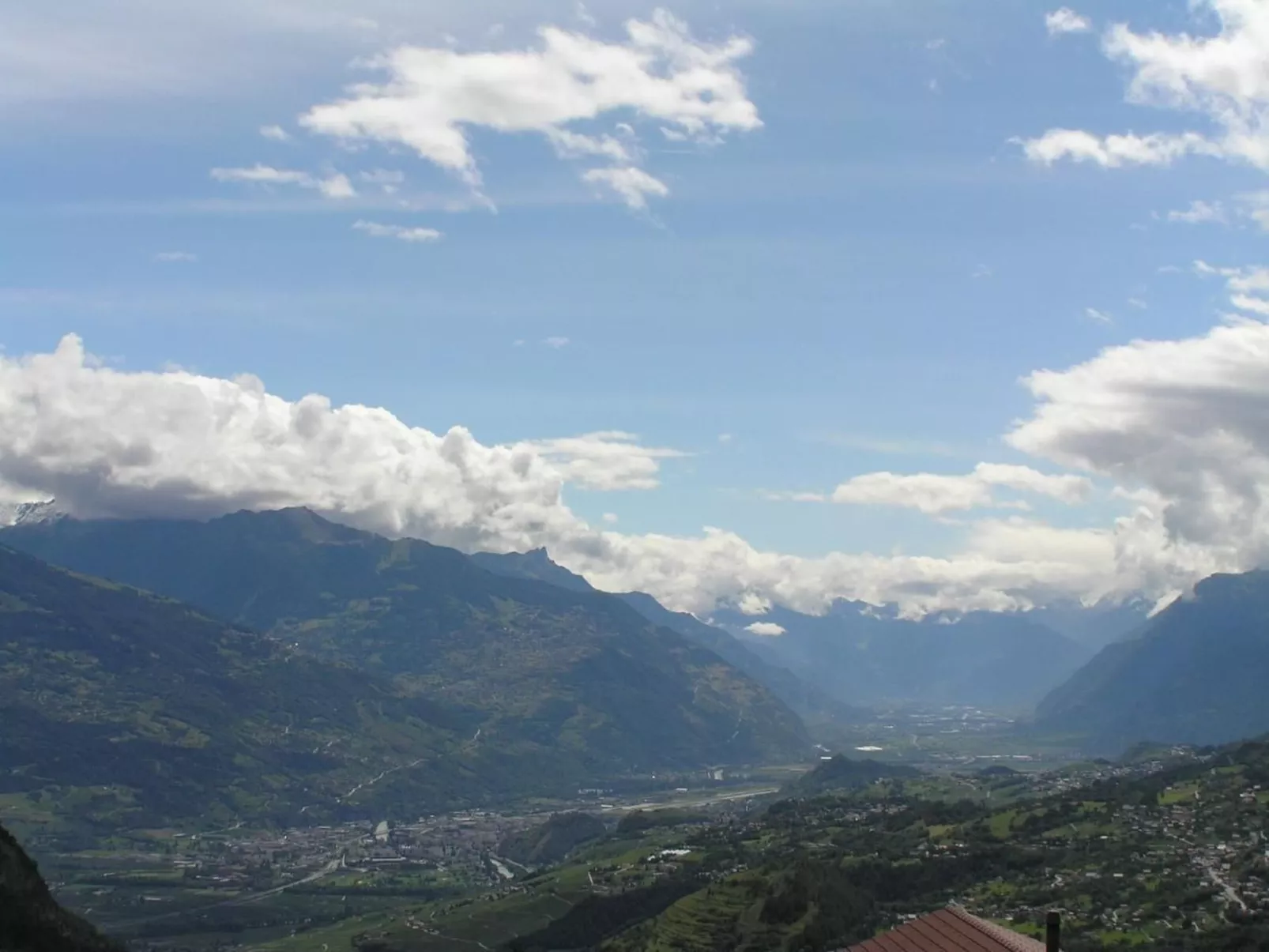 Chalet Paprika-Image-tags.info