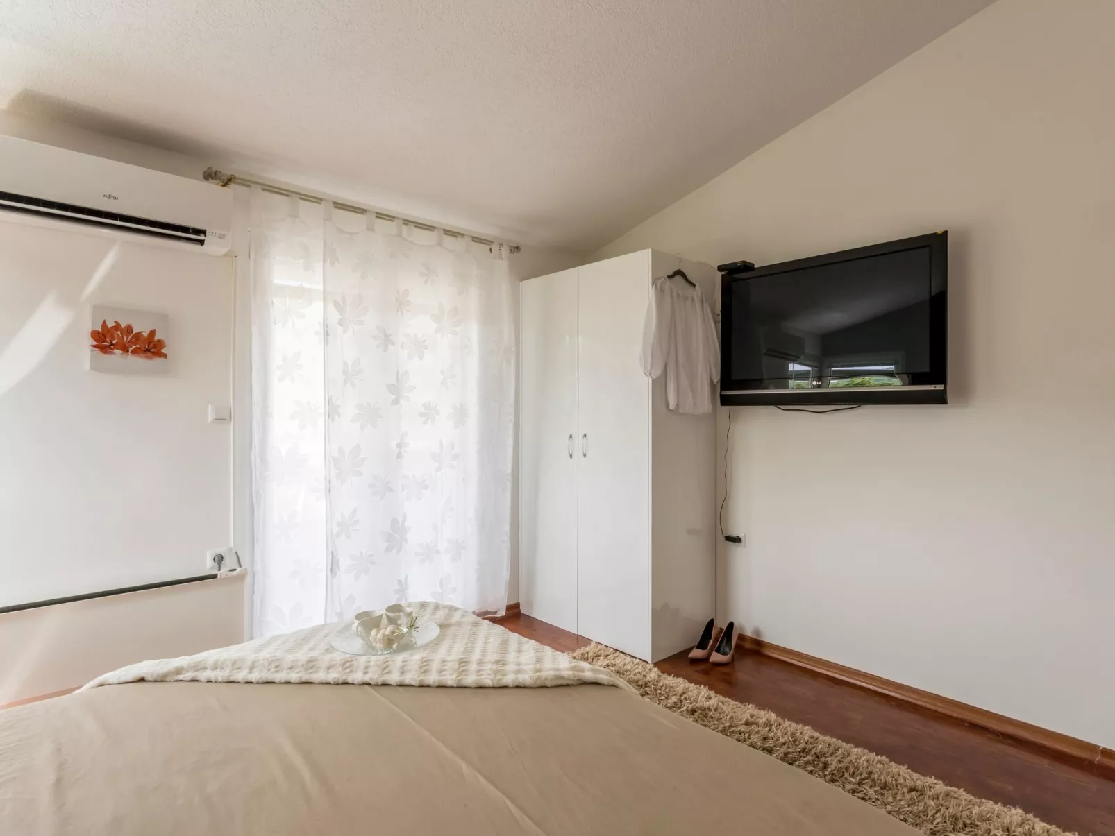 Ferienvilla "Paradies auf Erden"-Image-tags.info