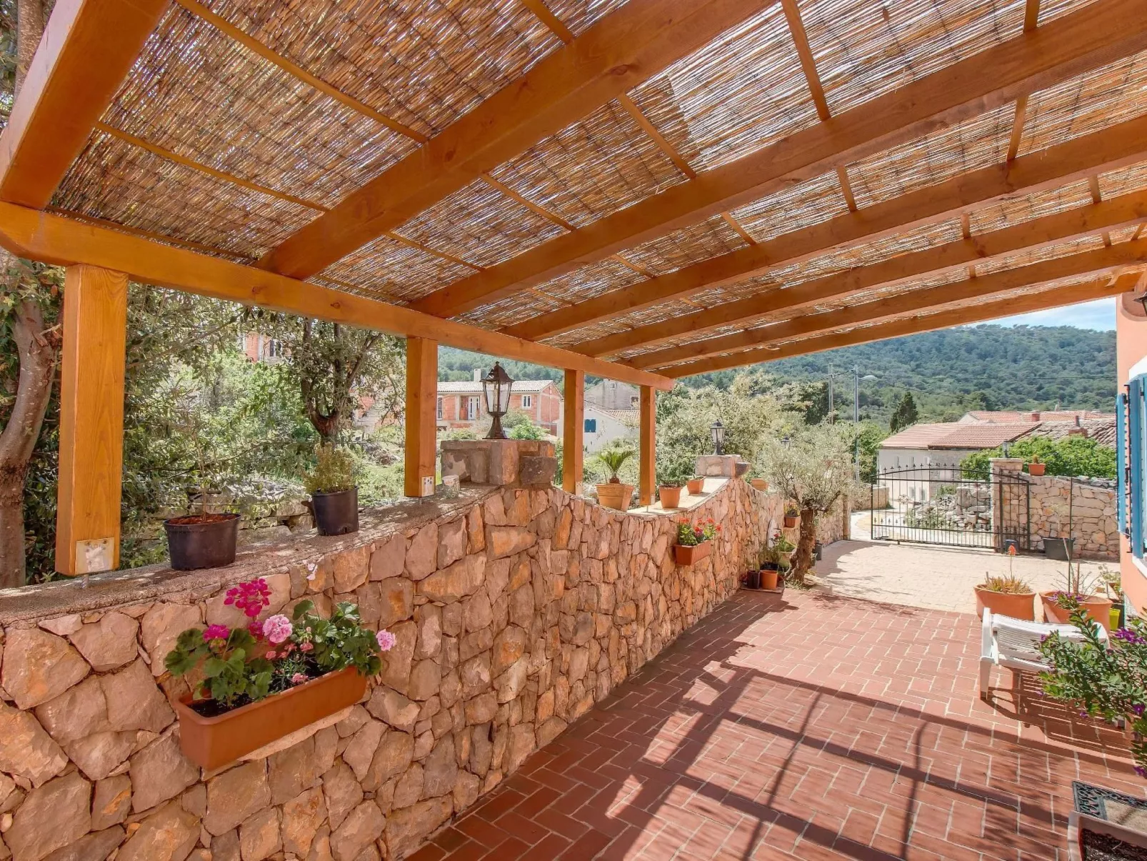 Appartement Casper mit Terrasse, Garten und Grill