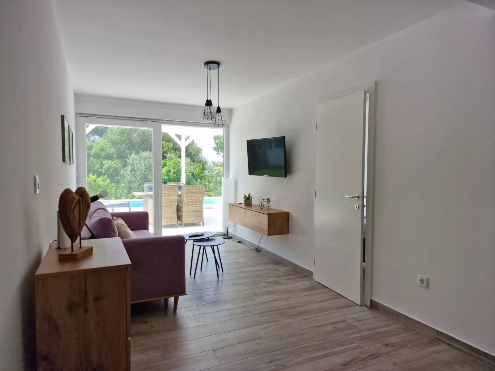 Großes Ferienhaus zur alleinigen Nutzung mit Pool-Binnen