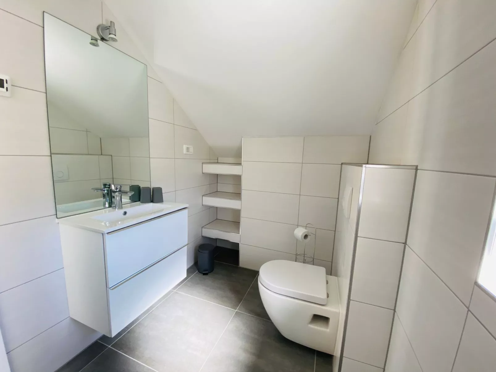 Großes Ferienhaus zur alleinigen Nutzung mit Pool-Binnen