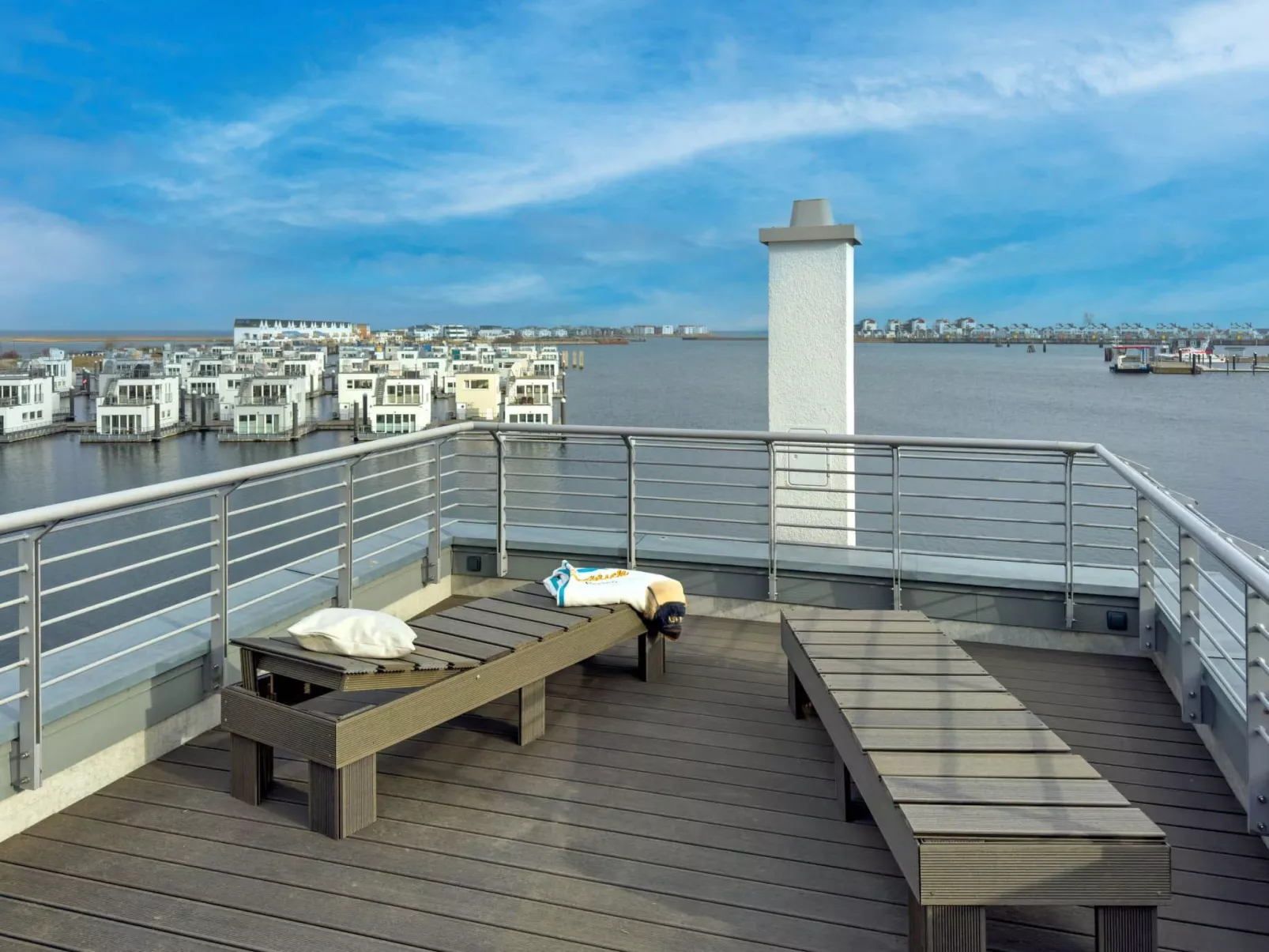 Schleivilla Kapitän James Cook2,  Löwen Dart HB8-Buiten