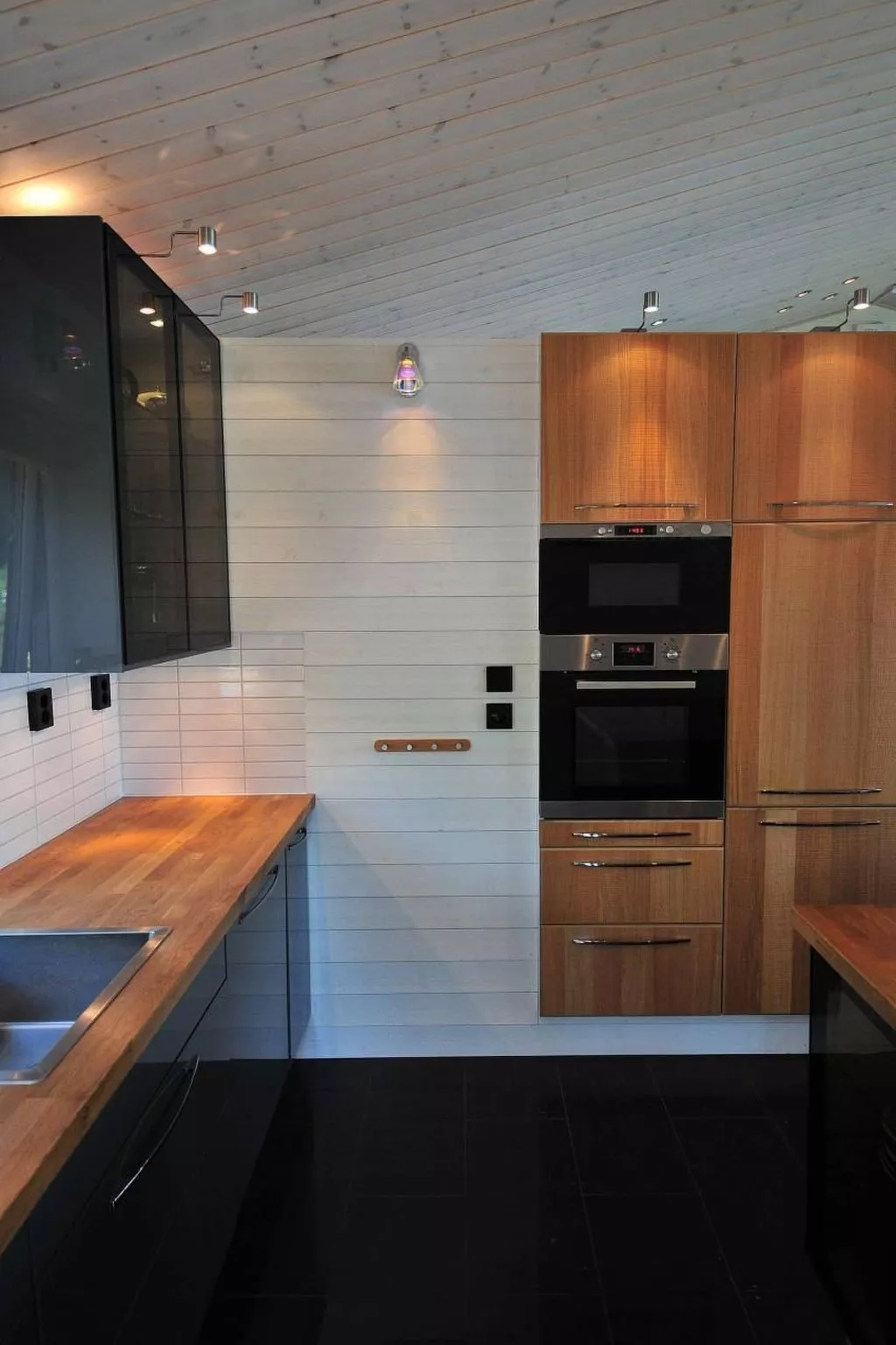 Villa "Vitasjö" mit Terrasse, Grill und Garten-Binnen