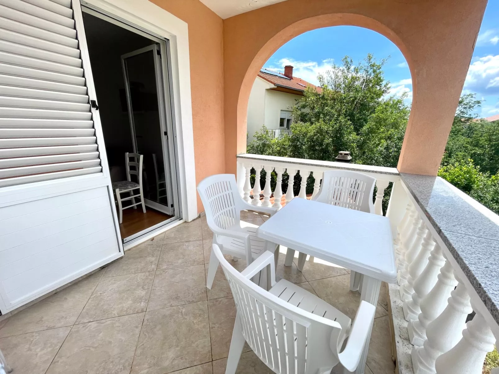 Wohnung Julie 7-Buiten