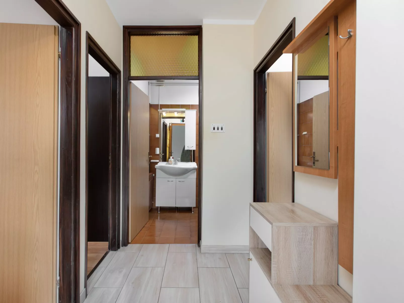 Schöne Wohnung "Apartman Mira 1" mit Terrasse-Binnen