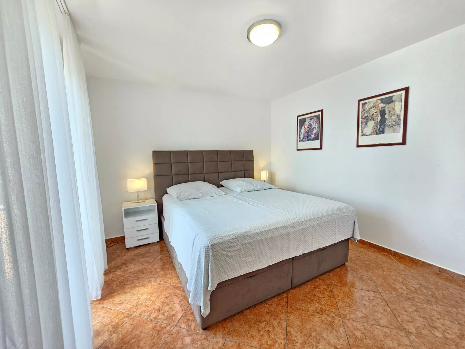 Wohnung für max. 5 Personen mit Terrasse-Binnen