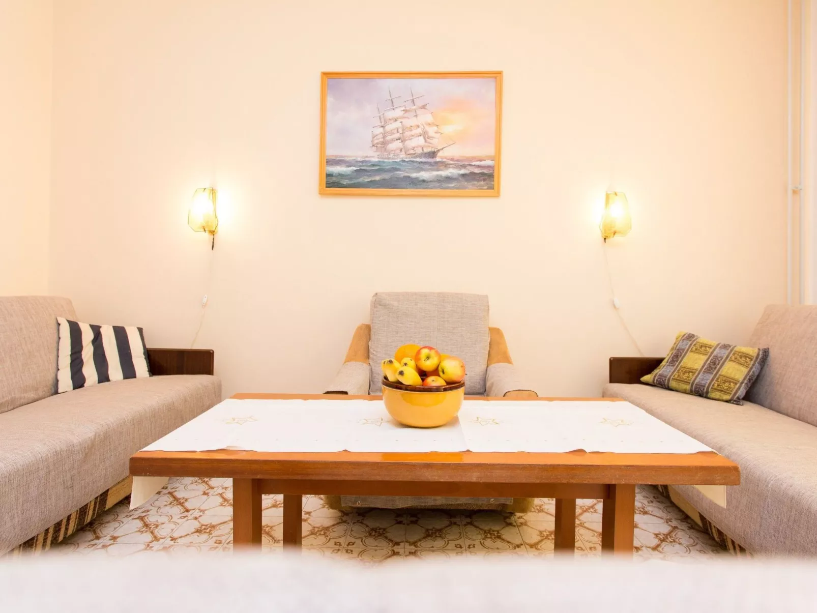 Appartement "Apartman Ester" mit Terrasse-Binnen