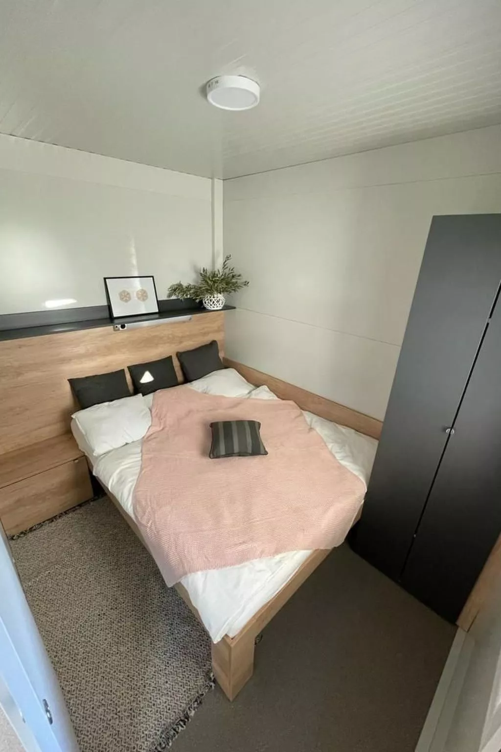 Strandhaus Sofia - Ferienanlage Bain, Žut - Kornati-Image-tags.info