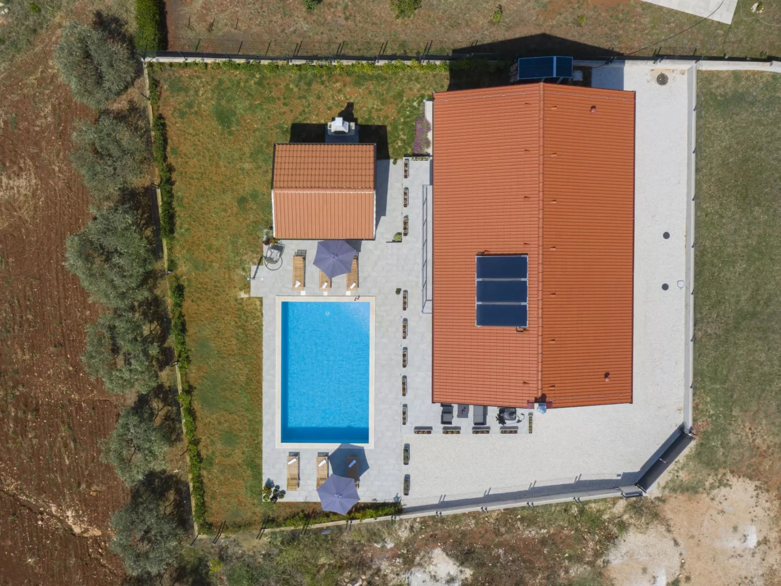 Villa Euphoria mit Pool, Sauna und Whirlpool-Buiten