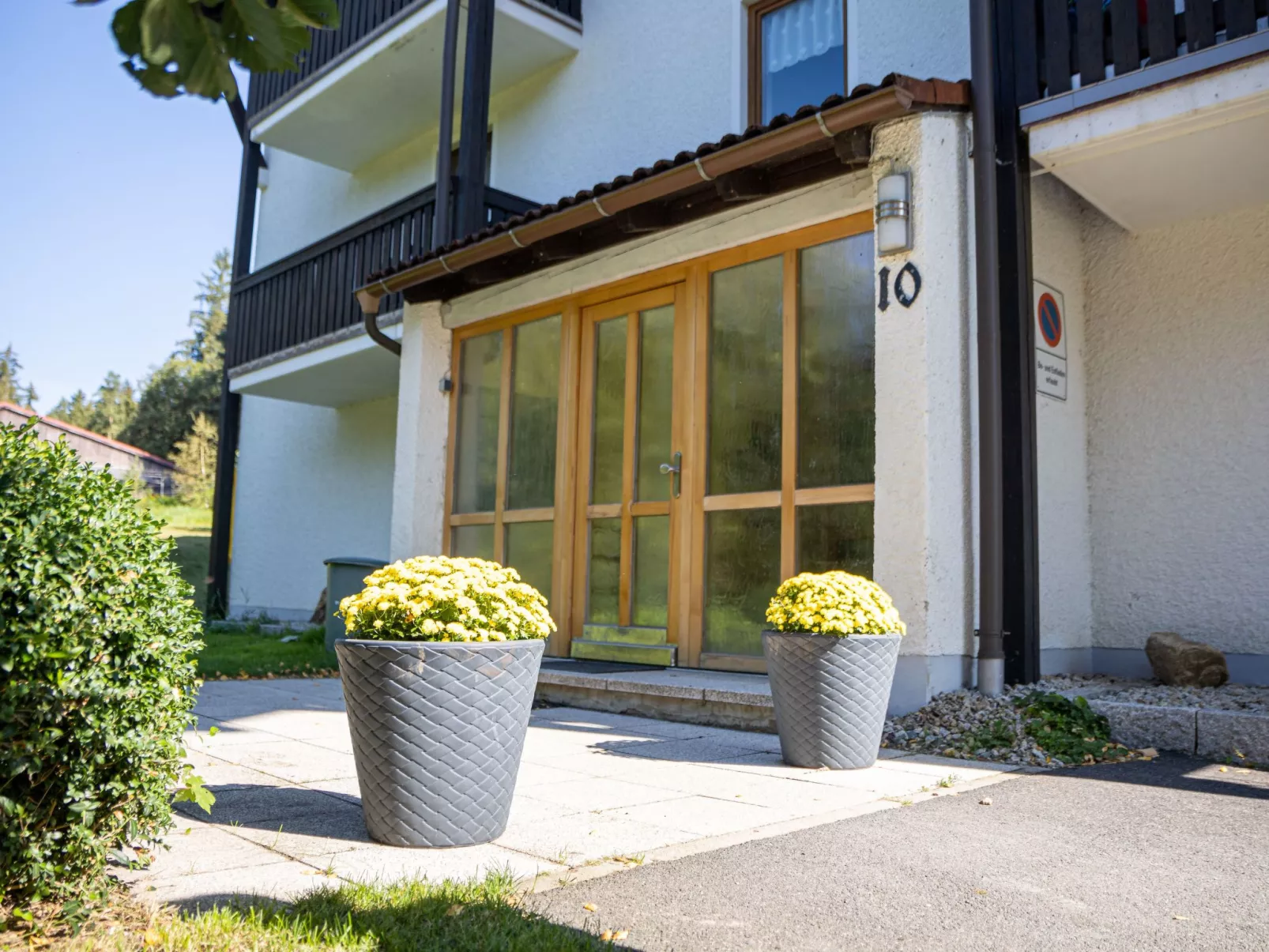 Mit Balkon und zwei Schlafzimmern-Buiten