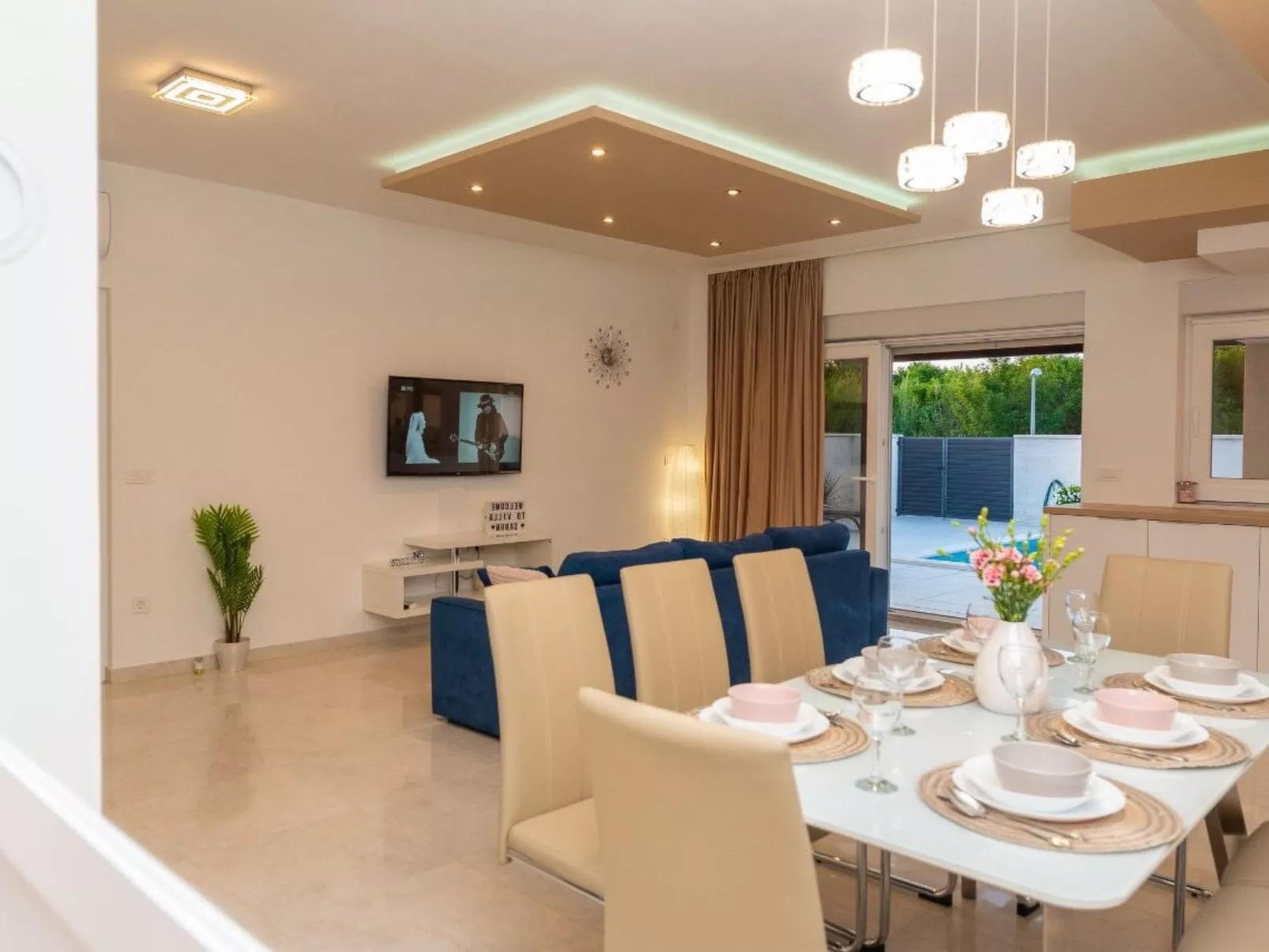 Villa mit beheiztem Pool Privlaka - TA Leut Agency-Image-tags.info