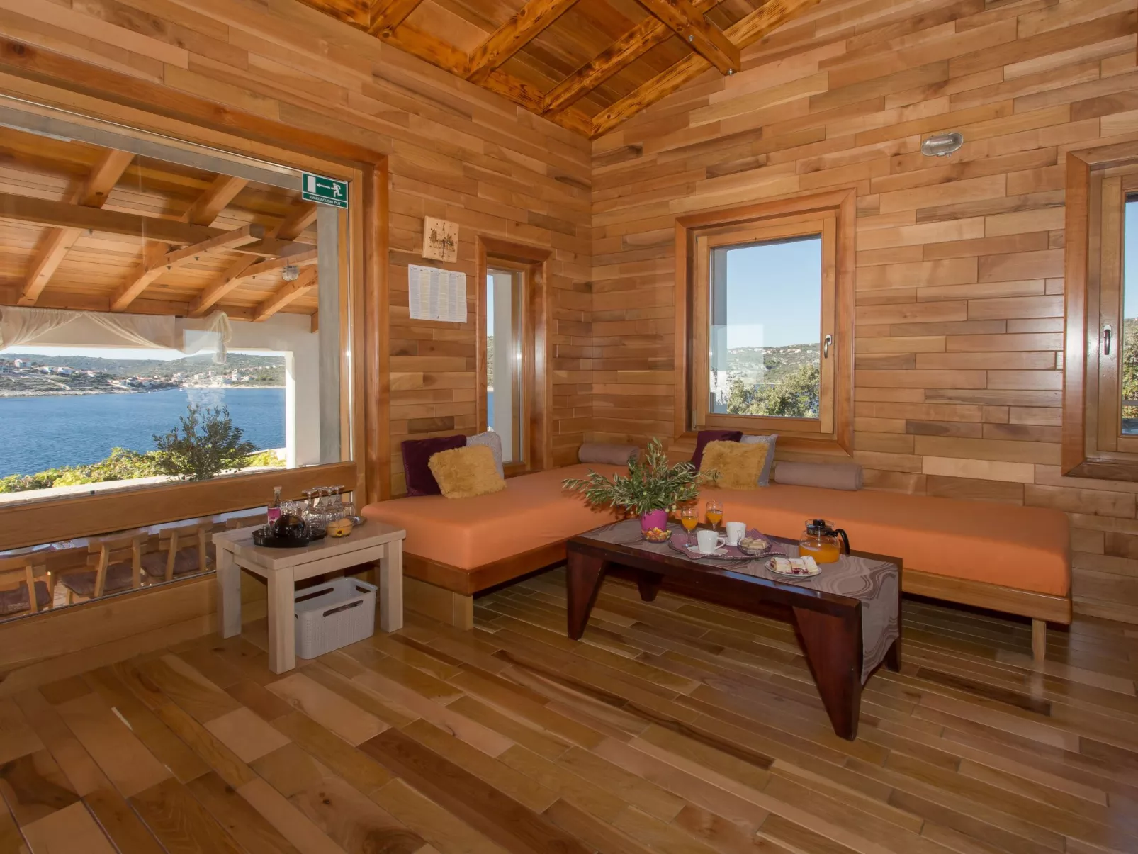 In Sevid mit Gemeinsamer Terrasse und Meerblick-Binnen