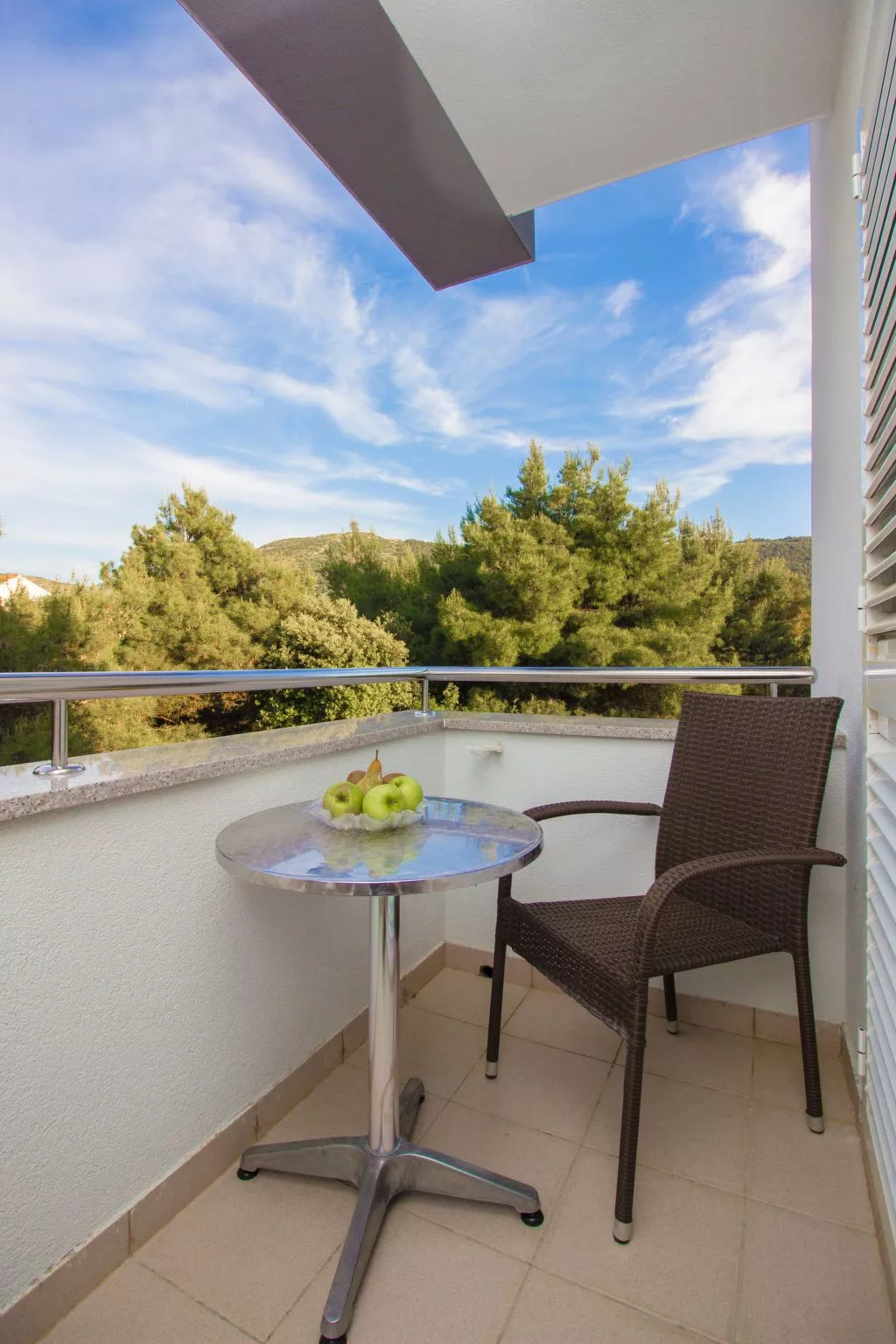 Mit Blick auf das Wasser-Buiten