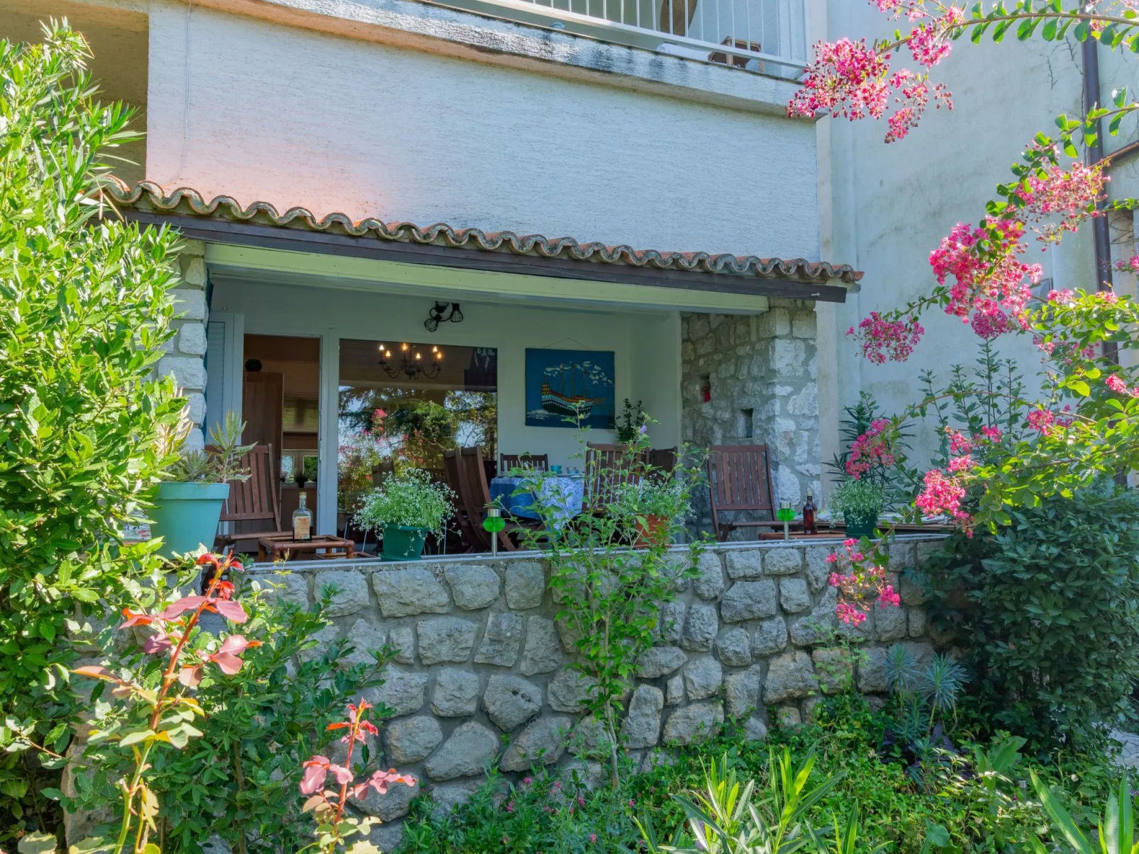 In Jadranovo mit Terrasse und Grill